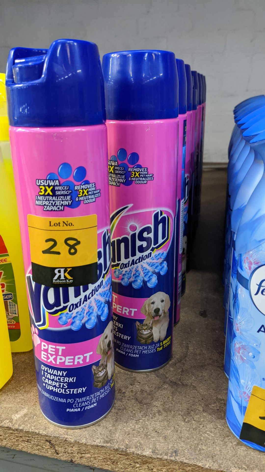 9 off 600ml tins of Vanish OxiAction Pet Expert cleaning foam. IMPORTANT – DO NOT BID BEFORE READING