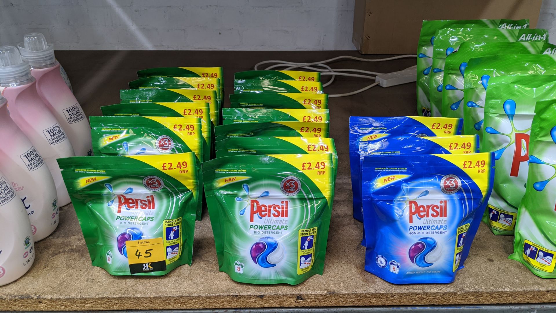 16 off 216g pouches of Persil Ultimate Power Caps Bio & Non Bio detergent. IMPORTANT – DO NOT BID - Image 2 of 2