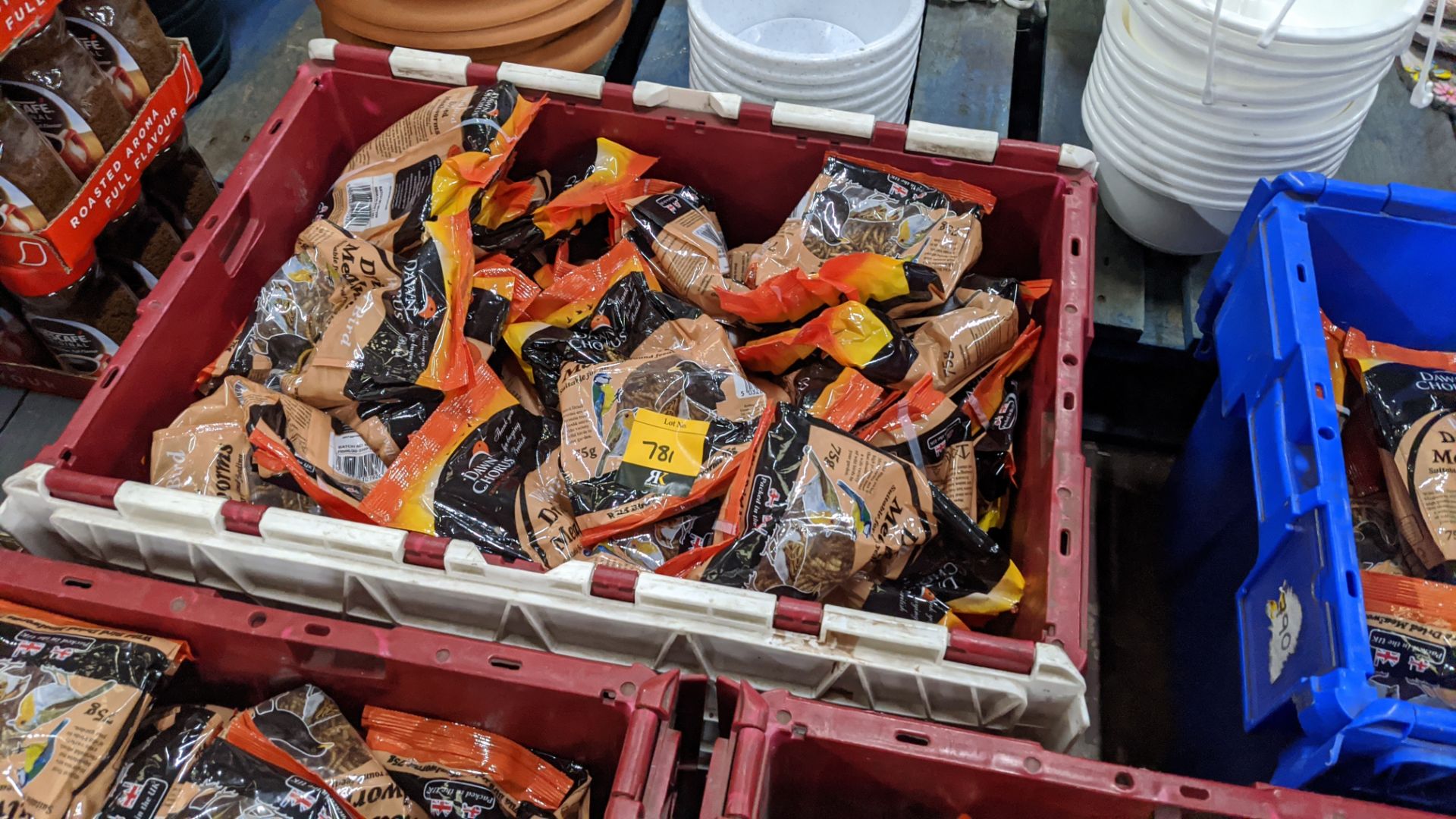 Contents of a crate of Dawn Chorus dried mealworms - crate excluded. IMPORTANT – DO NOT BID BEFORE