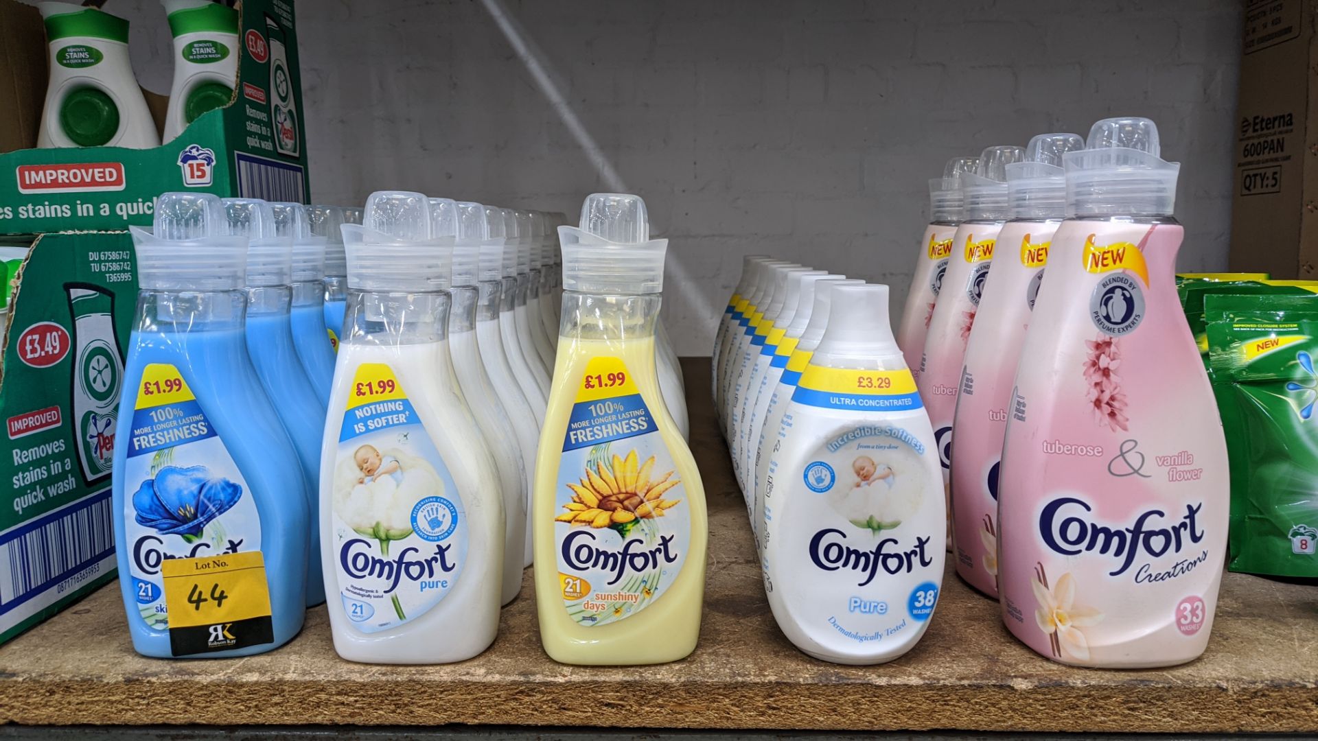 36 assorted bottles of Comfort products. IMPORTANT – DO NOT BID BEFORE READING THE IMPORTANT