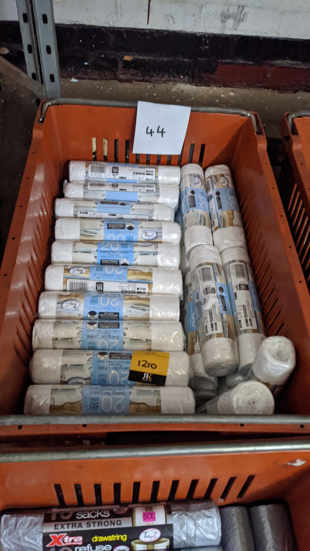 44 rolls of bin liners - crate excluded. IMPORTANT – DO NOT BID BEFORE READING THE IMPORTANT