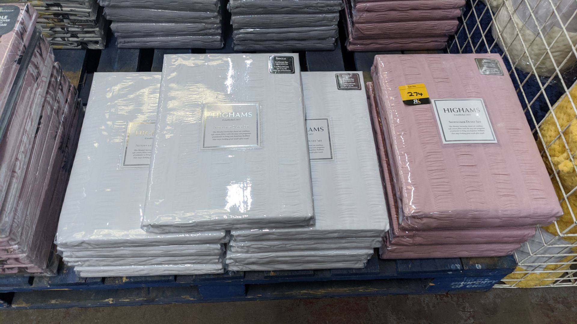 32 off Highams seersucker duvet sets in 3 different colours & assorted sizes. IMPORTANT – DO NOT BID - Image 2 of 3