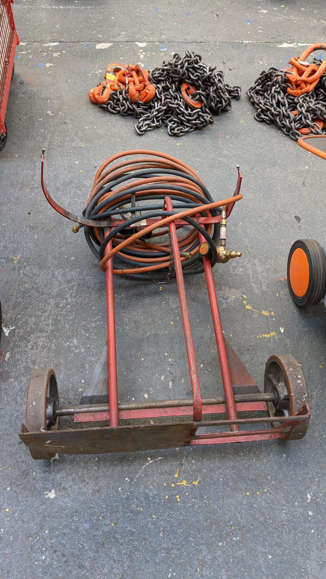 5 assorted welding bottle trolleys plus quantity of hose & gauge as pictured - Image 3 of 14