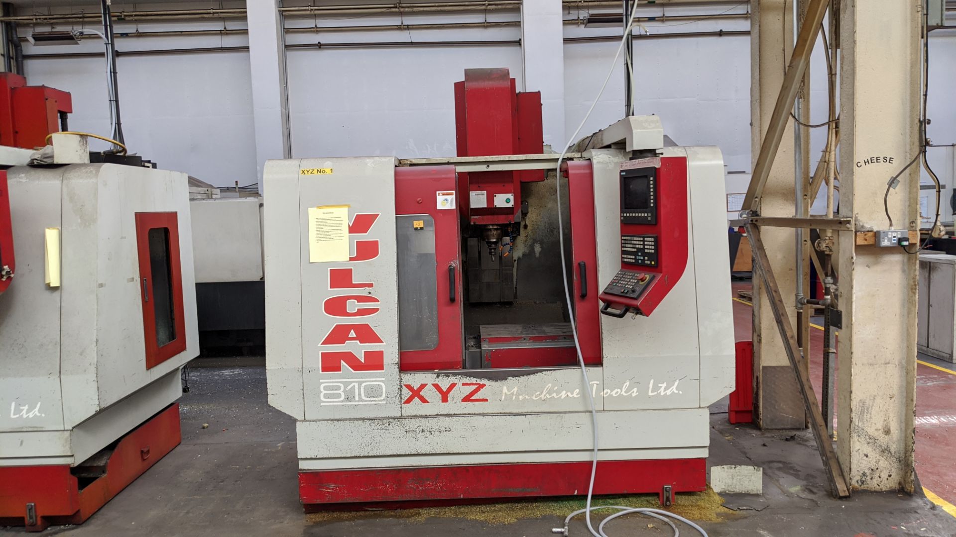 2001 XYZ model VC-810 machining centre, serial no. V0012471. This lot includes swing-out Siemens - Image 3 of 17