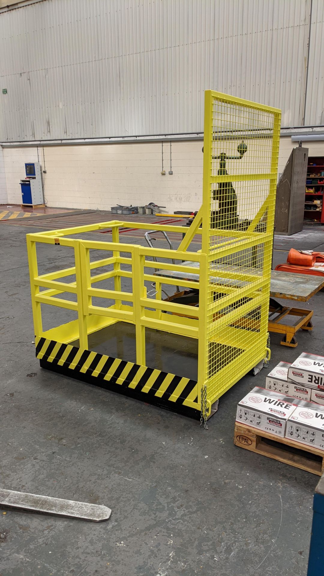 Large forklift truck inspection cage, incorporating lockable door - Image 5 of 6