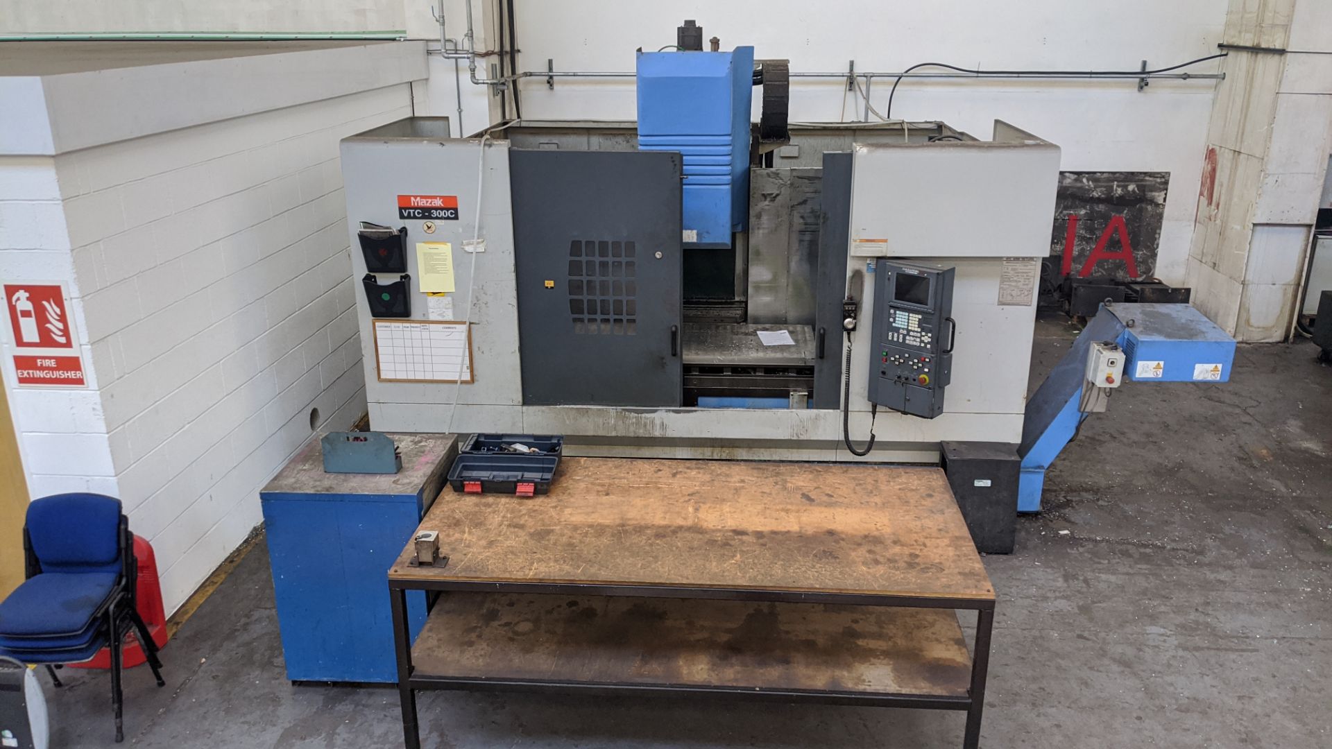 2001 Mazak VTC-300C machining centre with Mazatrol 640M controller. This lot recently had the