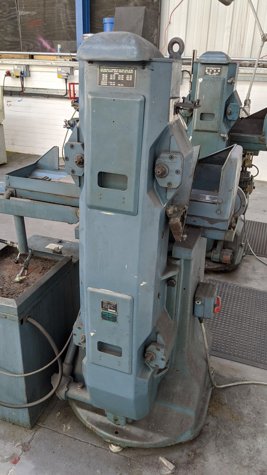 Jones & Shipman 540 surface grinder with magnetic chuck - Image 8 of 9