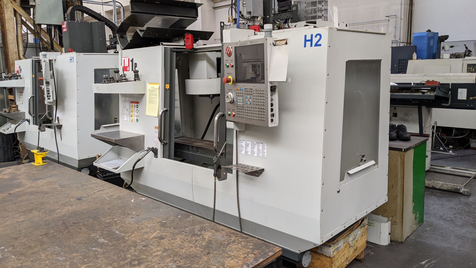 2017 Haas model TM-1P CNC machining centre, serial no. 1136253. Incorporating swing-out controls. - Image 16 of 25