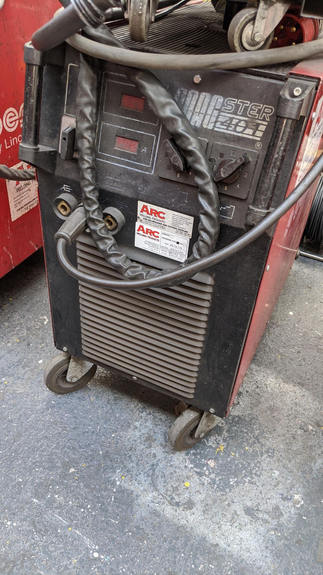 Lincoln Electric Bester Magster 401 welder plus PDE41 Mag feed - Image 3 of 7