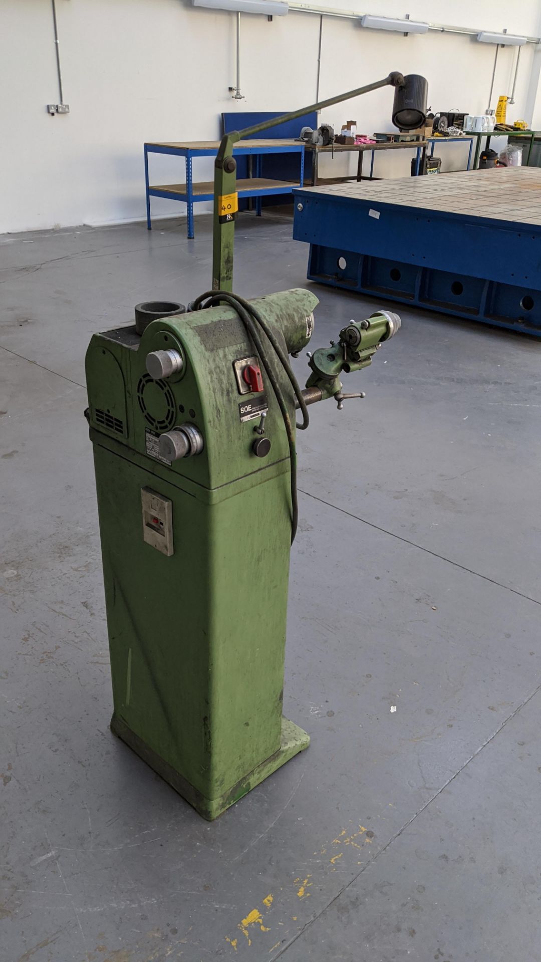 SOE Type KOD526/XF/S12 floorstanding grinder - Image 4 of 9