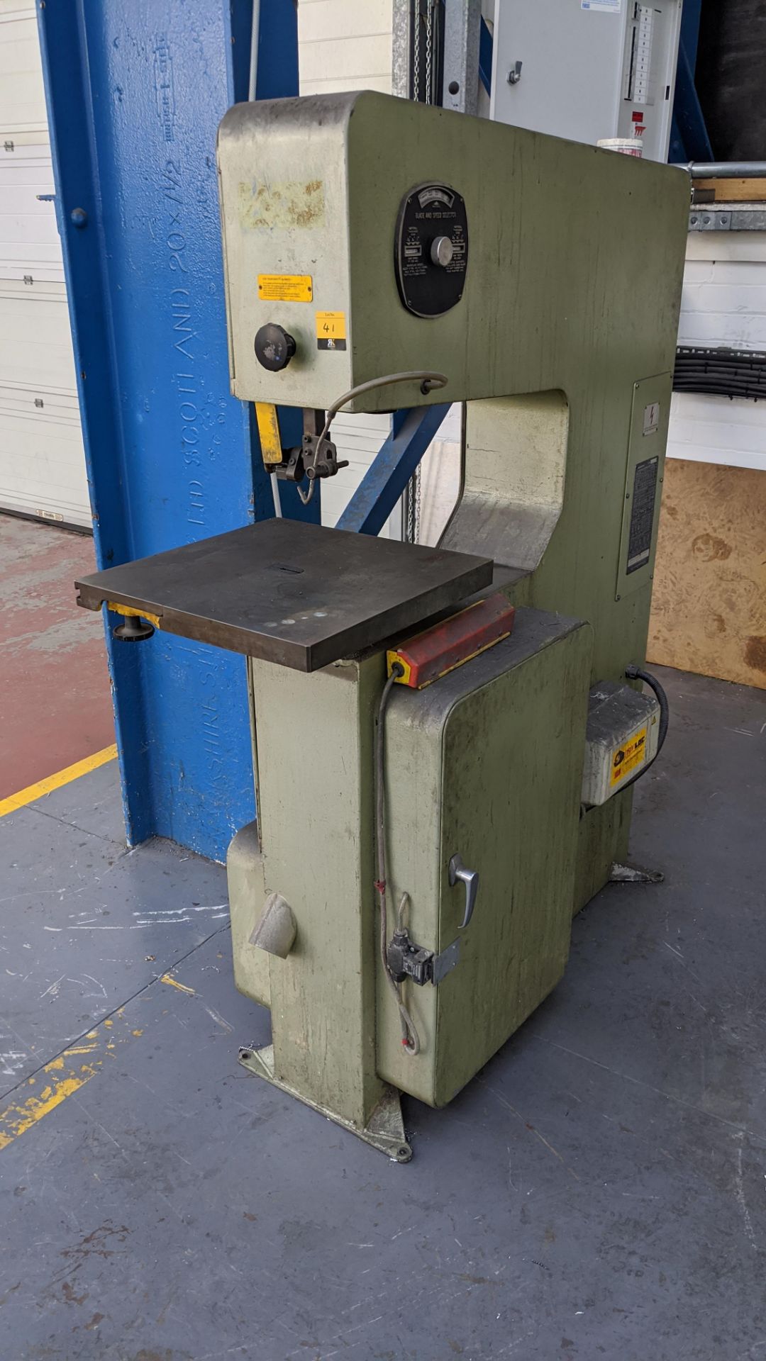 Startrite model 24-V-10 vertical band saw - Image 2 of 6