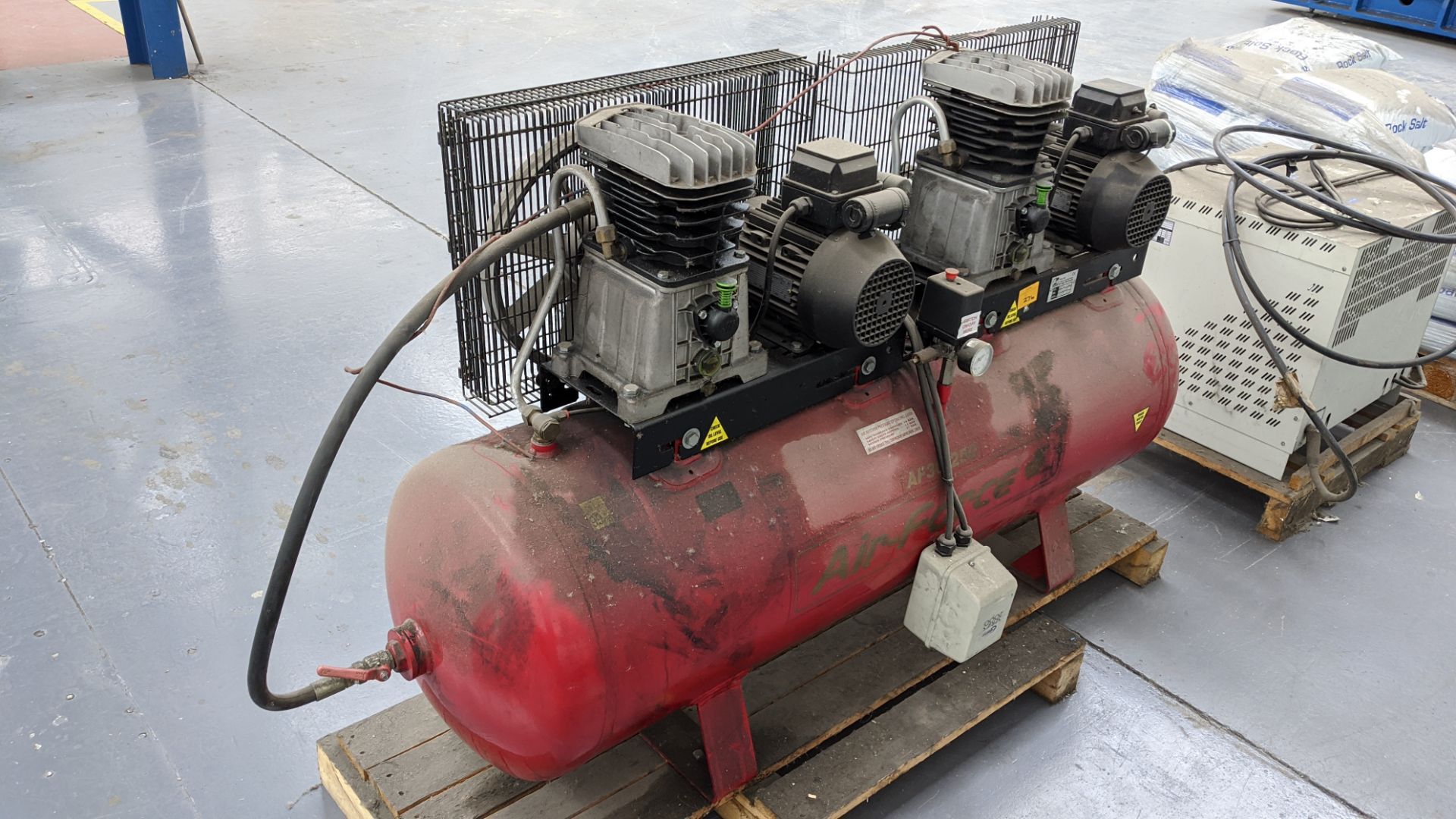 Air-Force compressor system model AF30/250 - Image 2 of 7