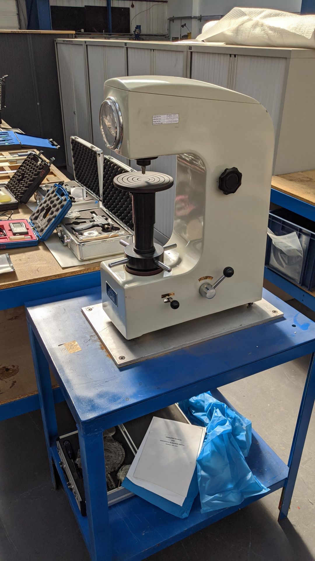 Oxford Precision model HR-150A Rockwell hardness tester on dedicated table plus case of - Image 4 of 9
