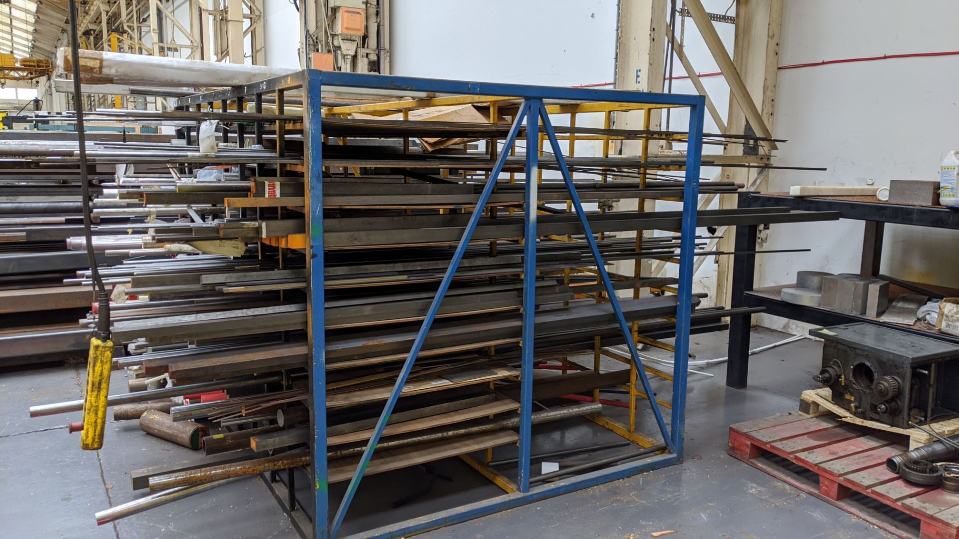 Huge quantity of metal bar, rod & other stock comprising 3 very heavy-duty Christmas tree racks & - Image 15 of 22