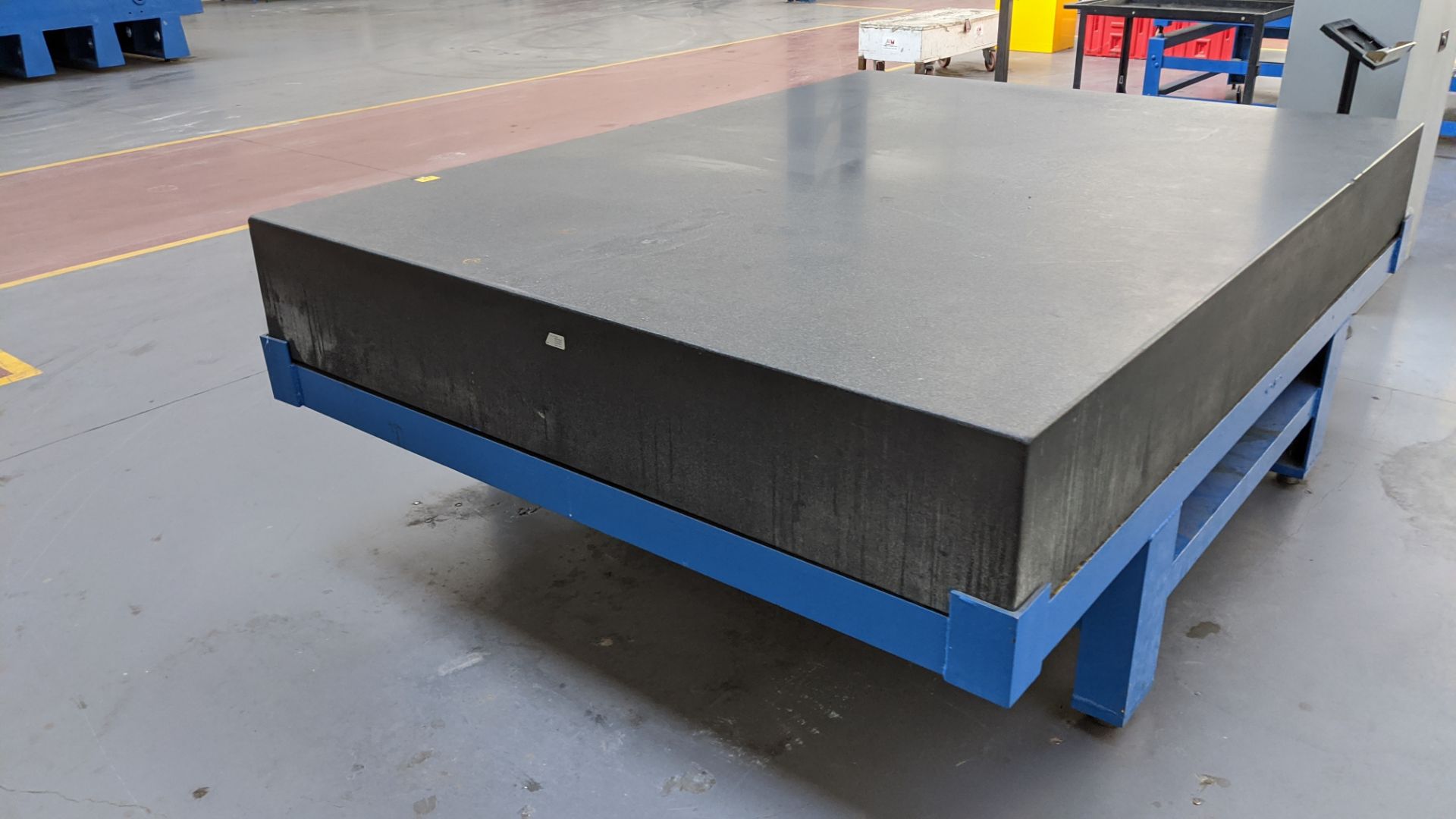 Large granite table on metal frame with adjustable feet. Granite block measures approx. 2440mm x - Image 6 of 8