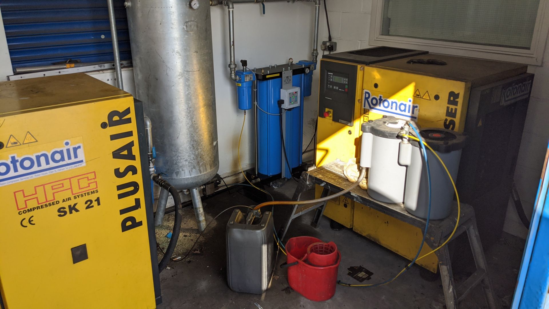 Contents of the compressor house comprising 2 off 2005 HPC Plusair model SK21 compressors plus - Image 4 of 24