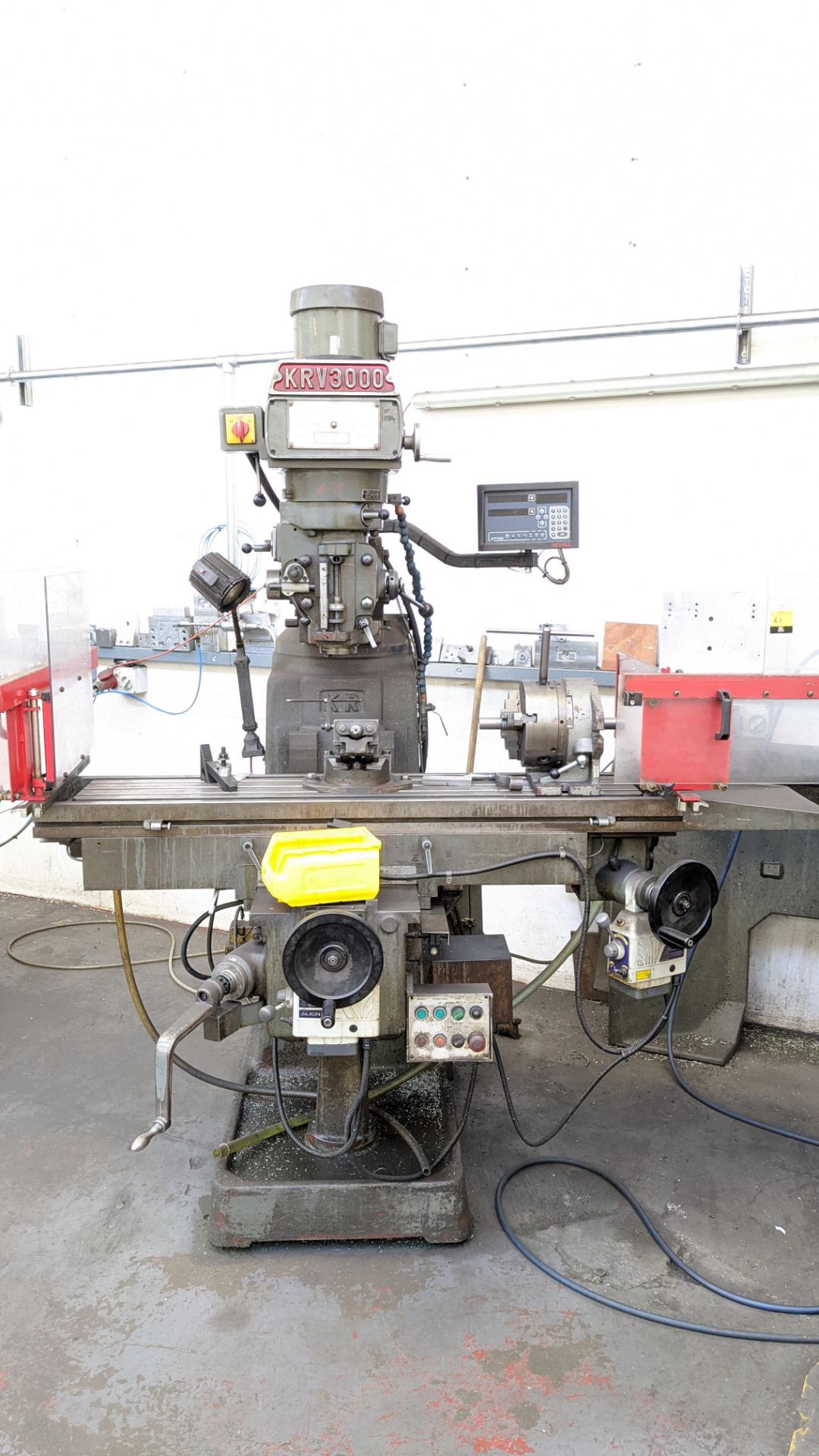 King Rich KRV3000-SLV milling machine with Newall DP700 controller including tooling/ancillary items - Image 15 of 15