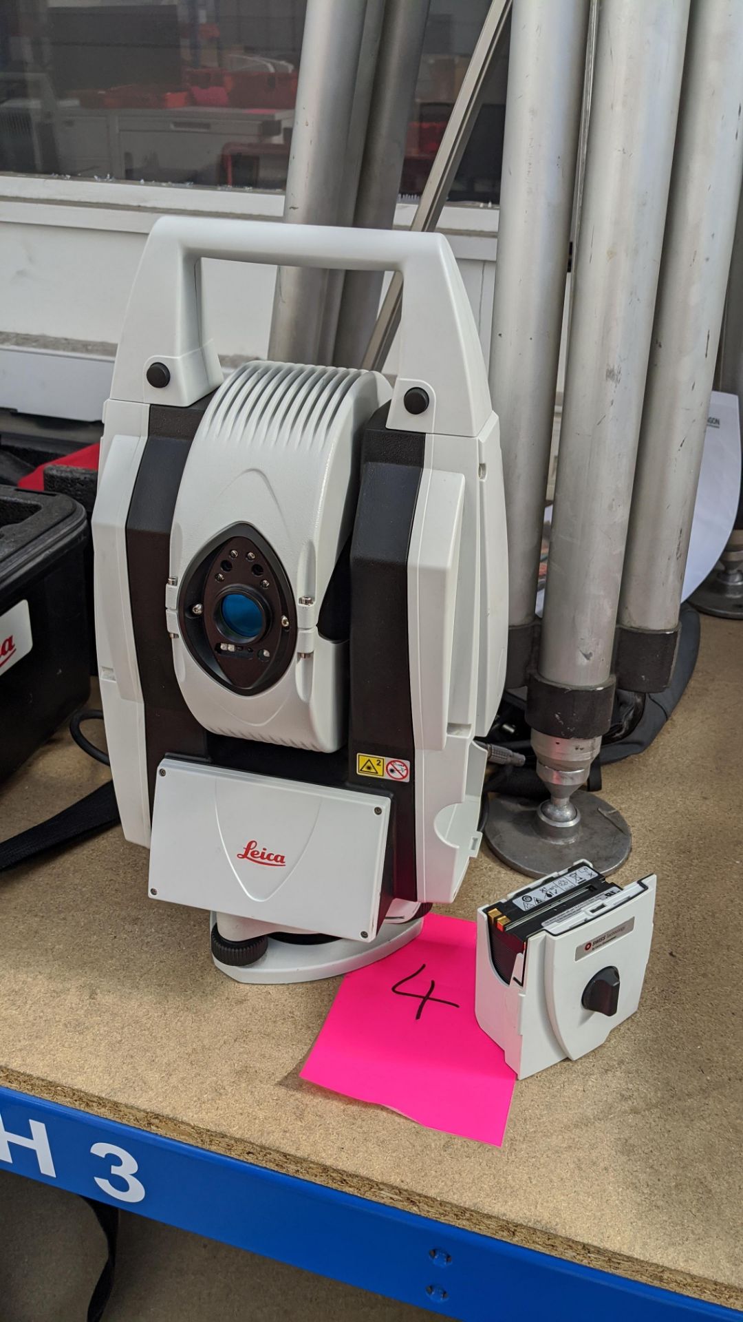 Leica Absolute laser tracker, model AT402, serial no. 392315. Next calibration date due on 11.06.20. - Image 6 of 20