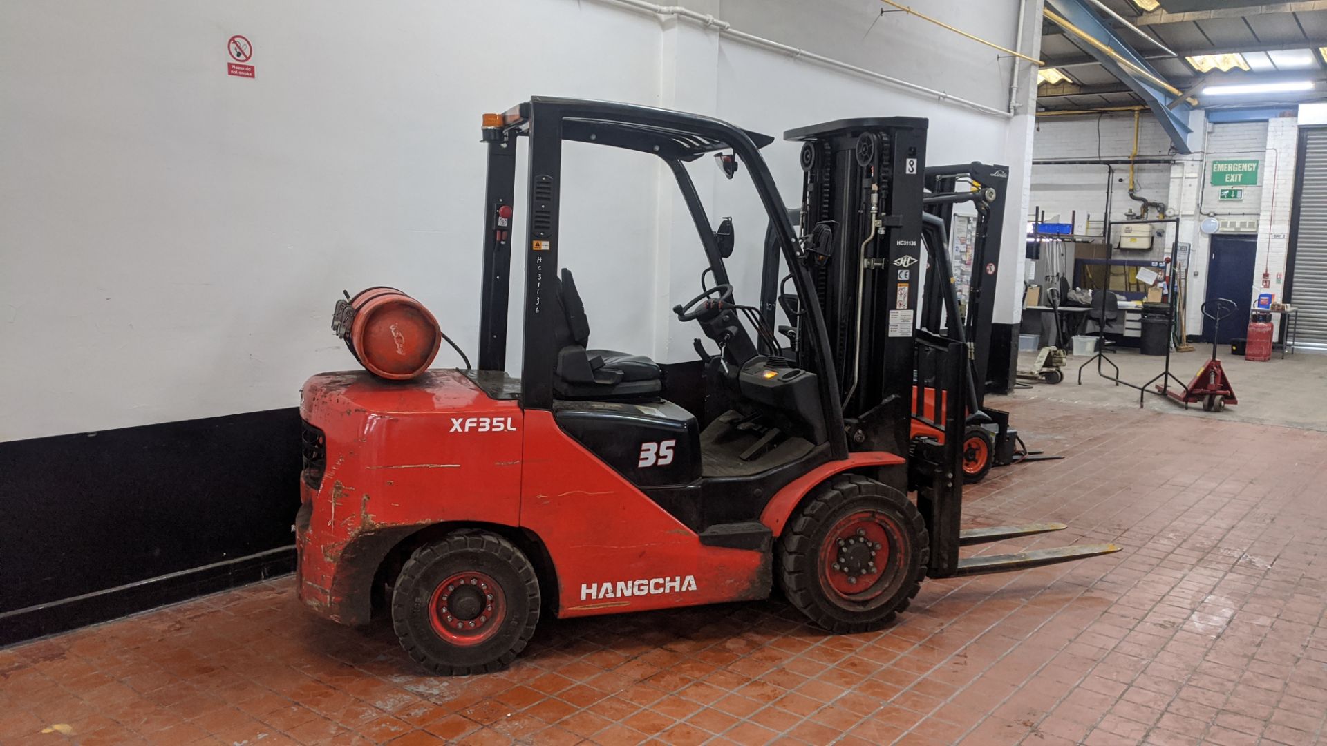 2017 Hangcha gas forklift truck model XF35L.