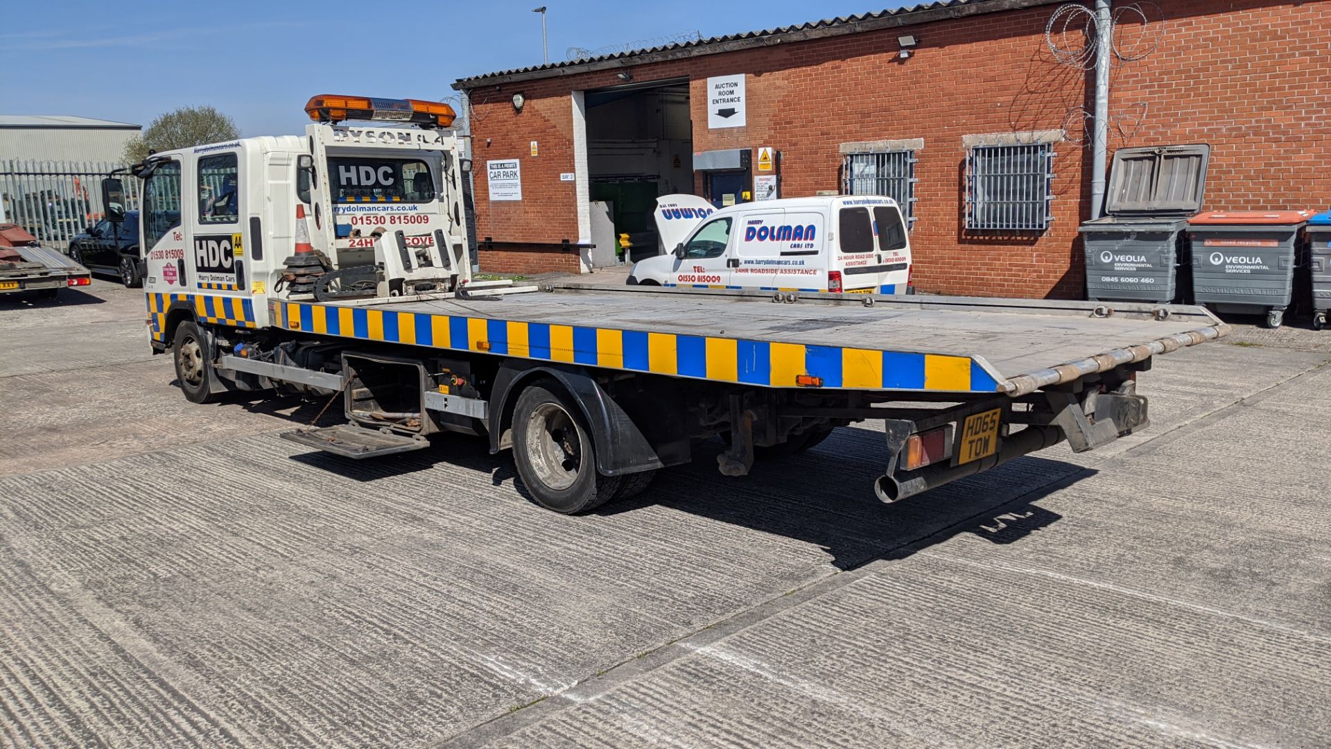 HD65 TOW Isuzu Trucks Forward N75.190 breakdown truck, 5193cc engine. Colour: White. First - Image 6 of 31