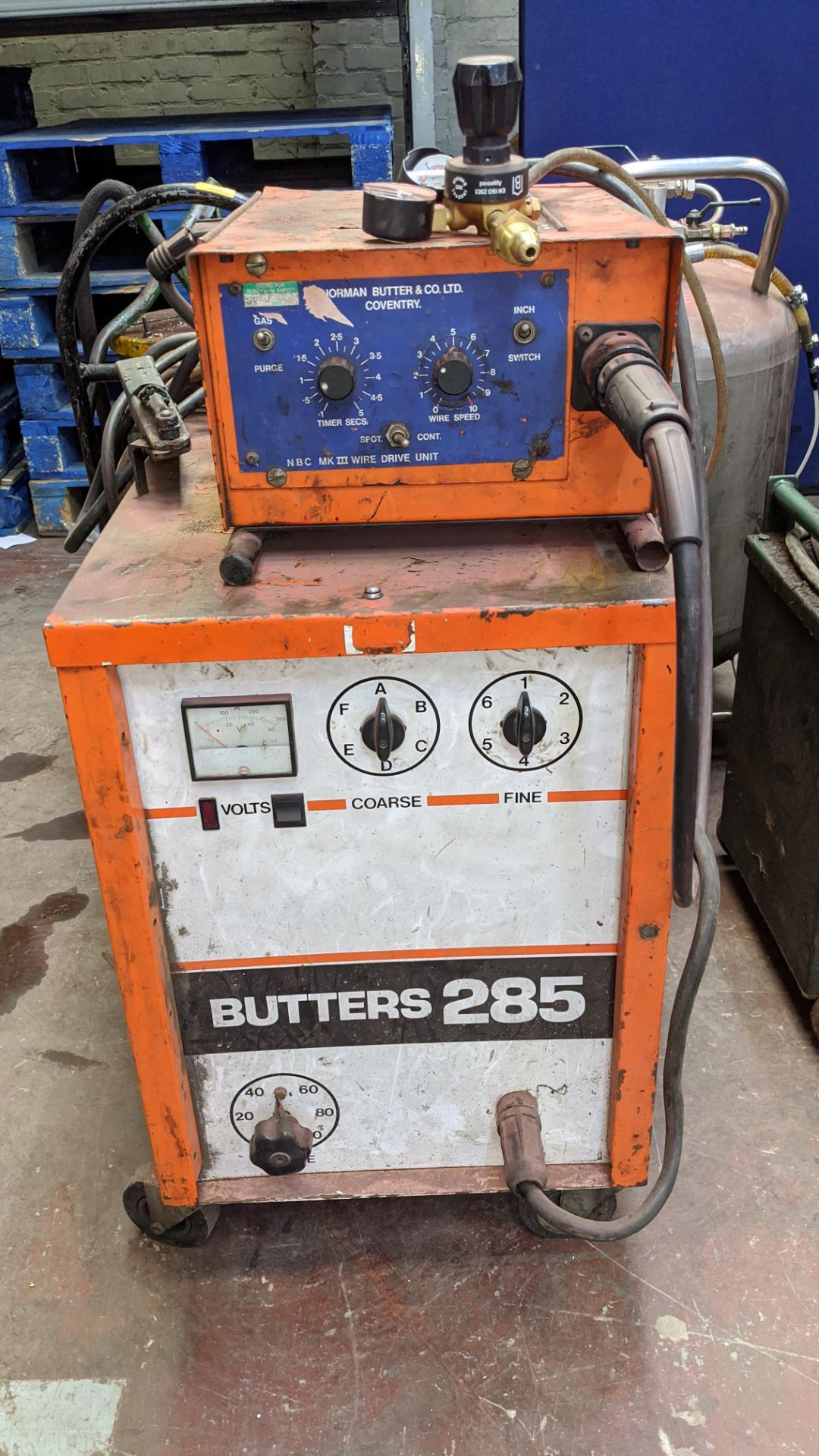 Welding lot comprising Butters 285 welder plus feeder & Oxford welder. Lots 22 - 53 are all - Image 6 of 7