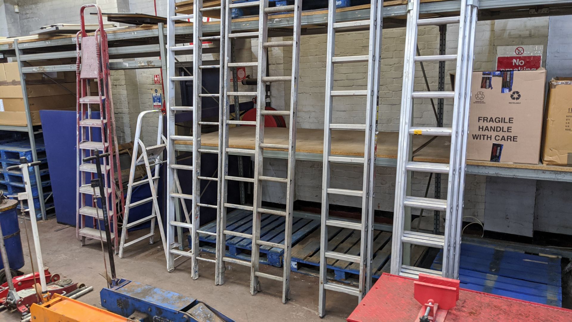 Quantity of ladders comprising triple rung ladder, double rung ladder, 4 individual rung ladders & 2 - Image 2 of 6