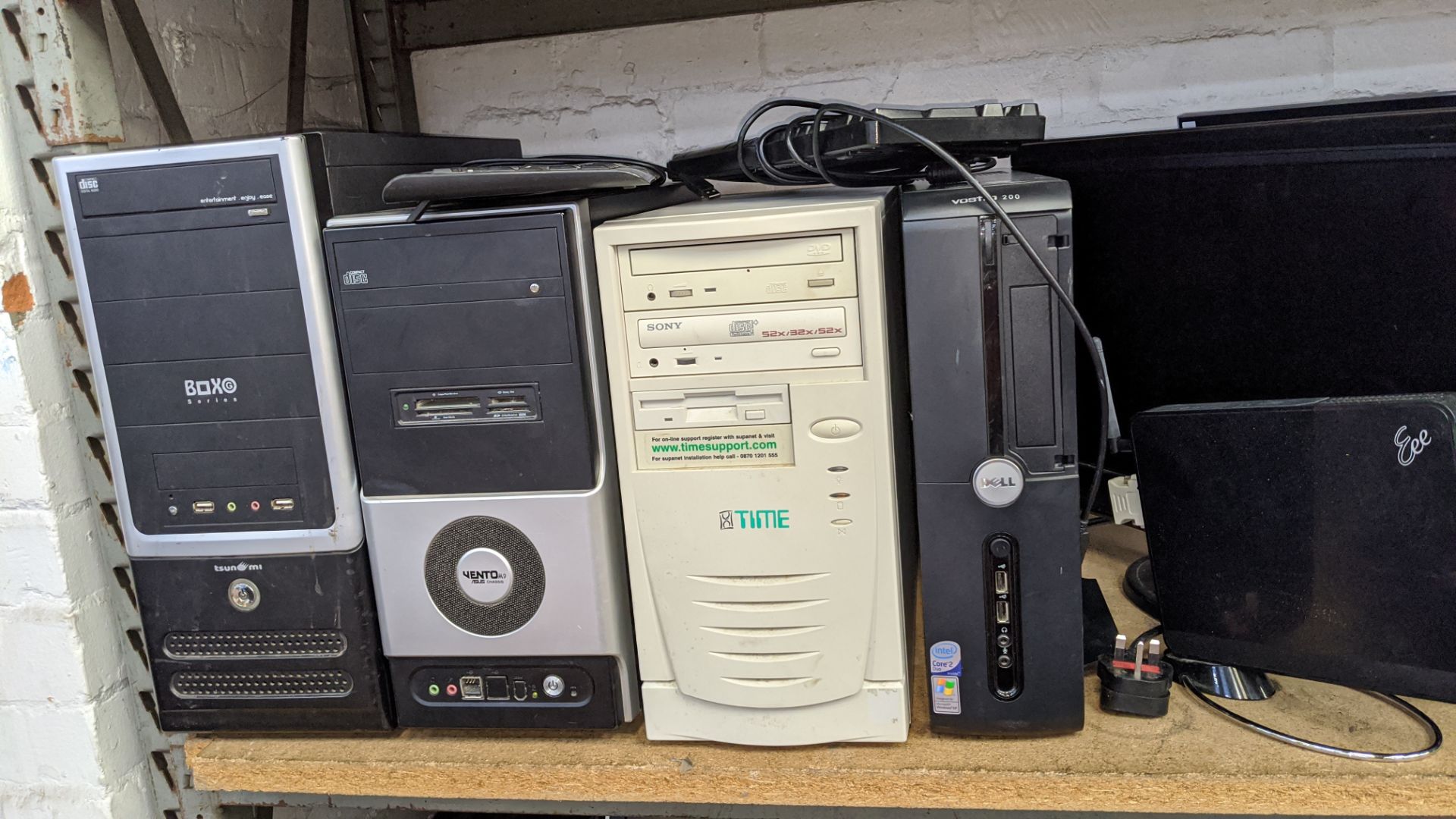 Contents of 2 shelves of assorted IT equipment including desktop computers, notebook computers, - Image 6 of 18