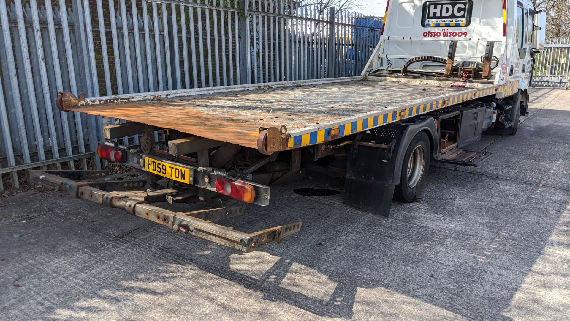 HD59 TOW Renault Trucks Midlum breakdown truck, 4764cc diesel engine. Colour: White. First - Image 21 of 46