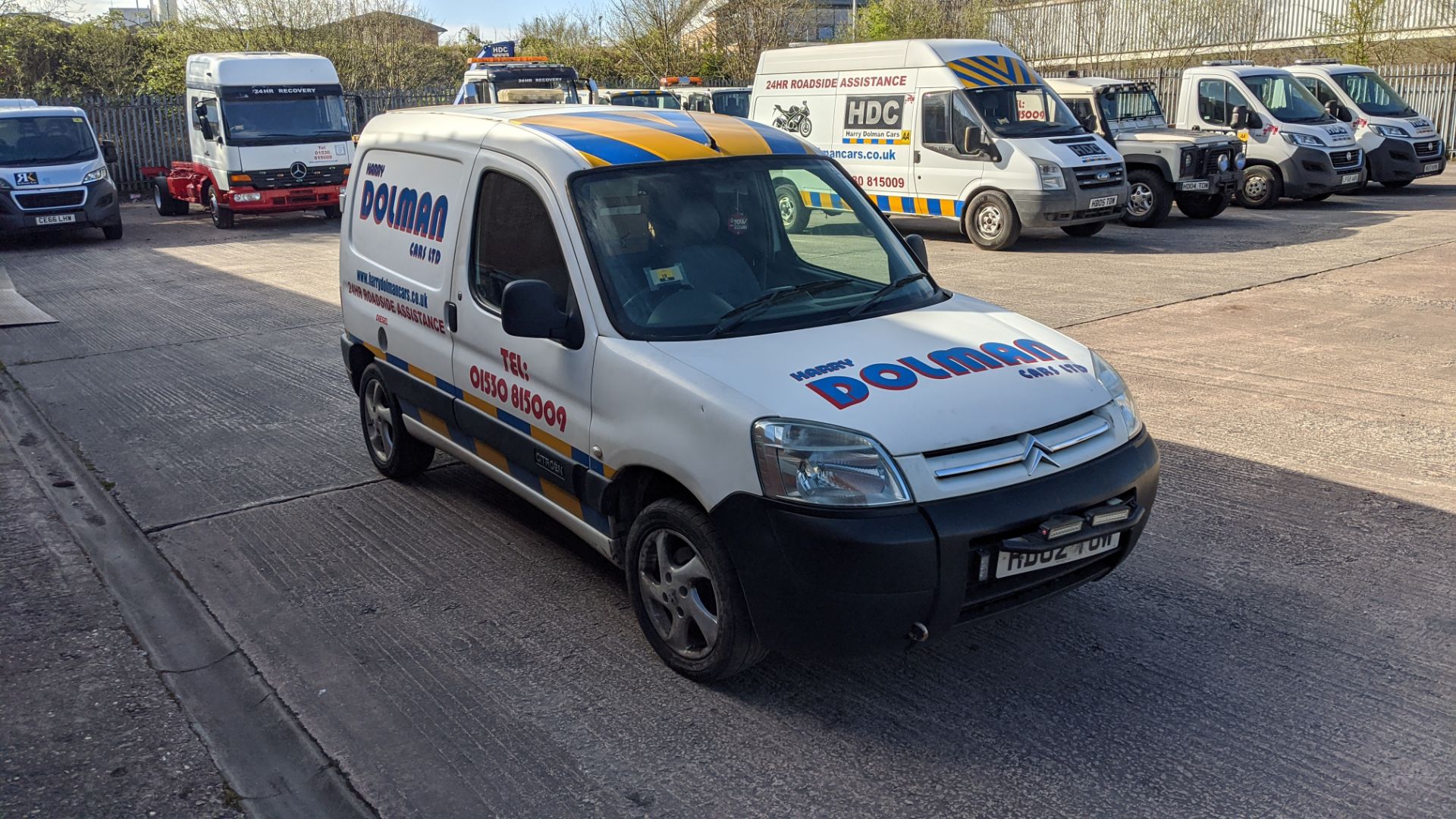 HD02 TOW Citroen Berlingo 600 HDI LX 92 car derived van, 1560cc diesel engine. Colour: White. - Image 2 of 21