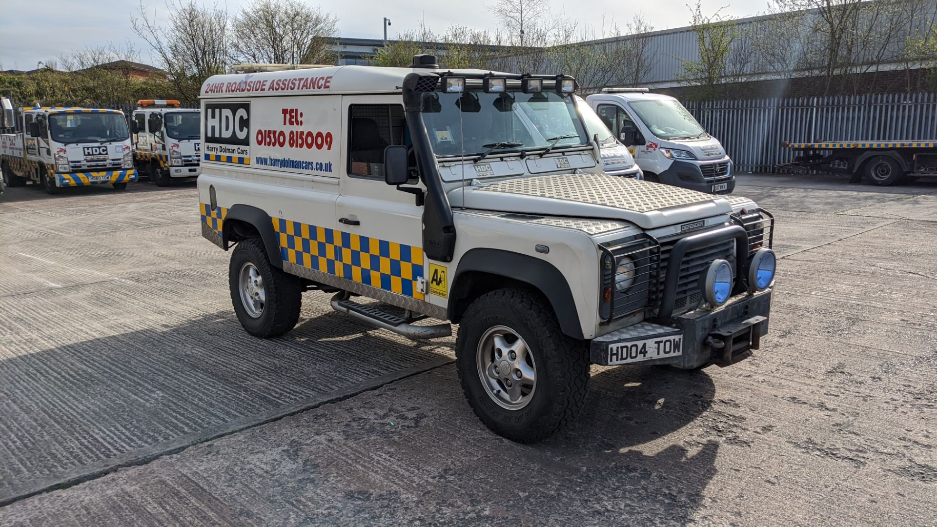 HD04 TOW Land Rover Defender 110 TDS Light 4x4 Utility, 2495cc diesel engine. Colour: White. First