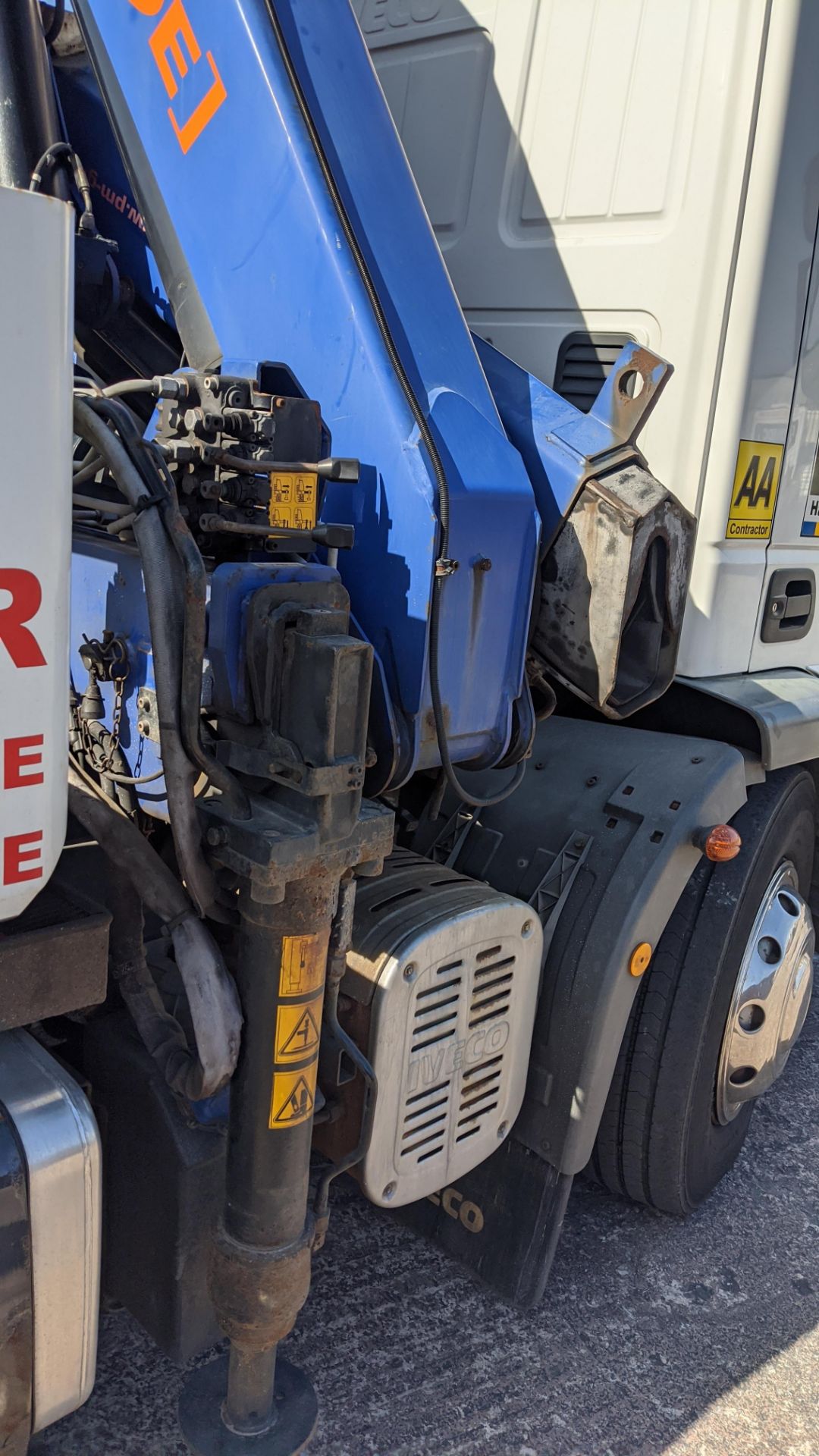 FJ60 DNF Iveco Eurocargo breakdown truck, 5880cc diesel engine. Colour: White. First registered: - Image 17 of 59