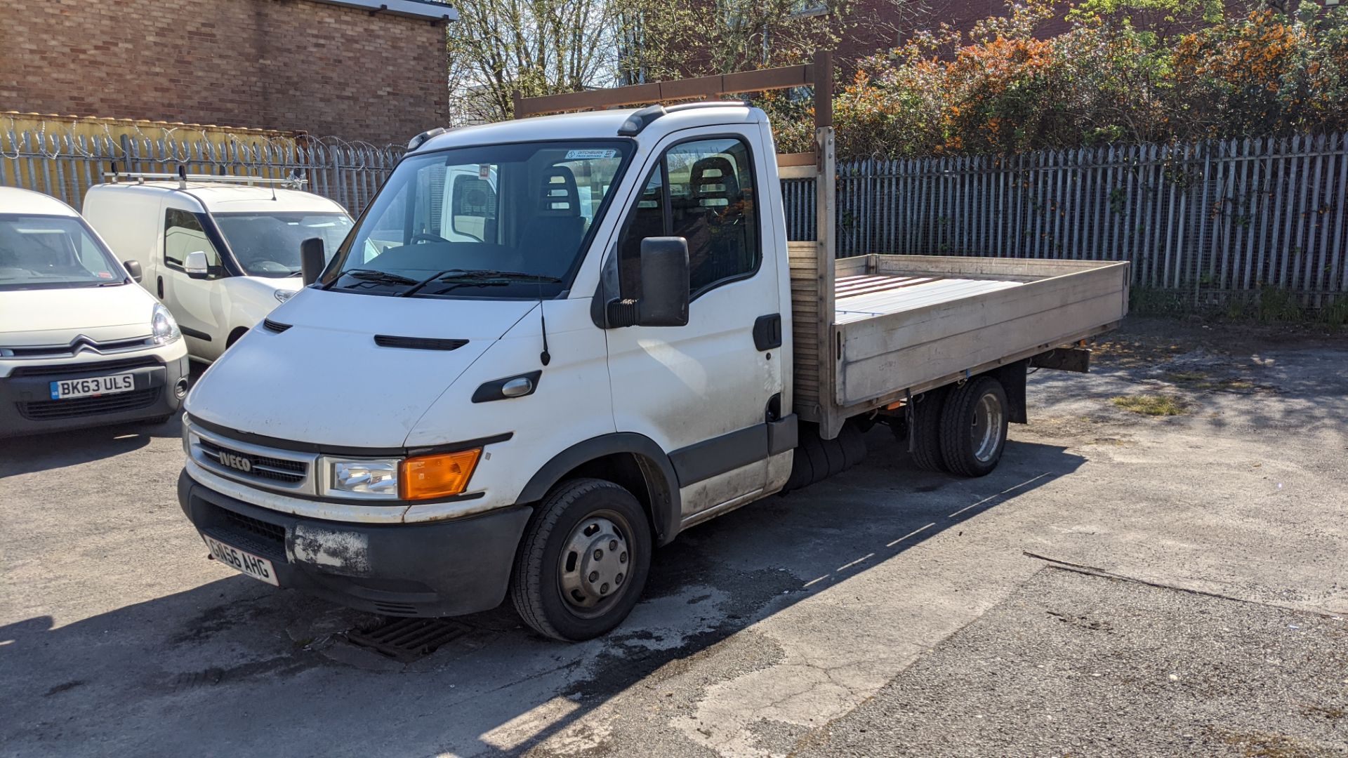 GN56 AHG Iveco Daily 35C12 MWB Dropside bed length 3.95m, 2300cc diesel engine. Colour: White. First - Image 4 of 18