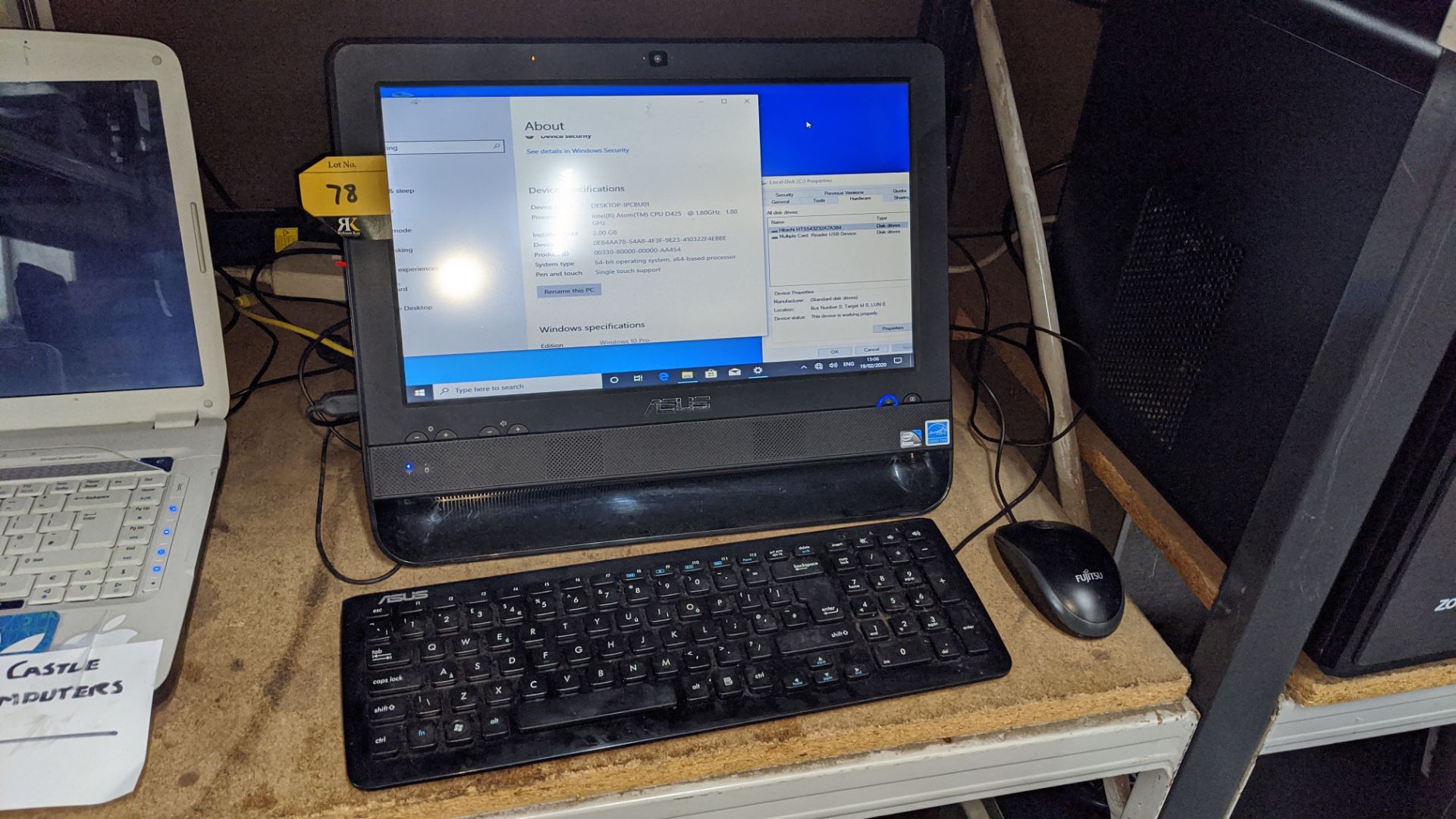 Asus all-in-one computer with built-in monitor & separate keyboard. IMPORTANT: This auction is