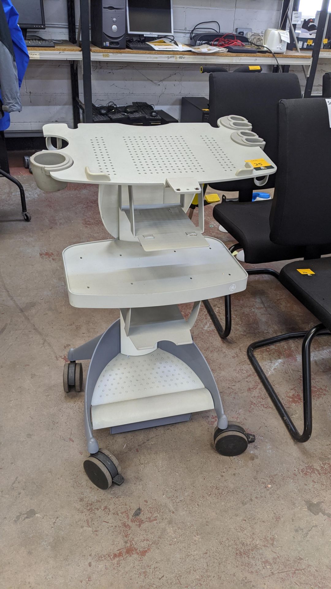 Metal heavy duty medical equipment trolley. IMPORTANT: This auction is strictly subject to a two day - Image 2 of 9