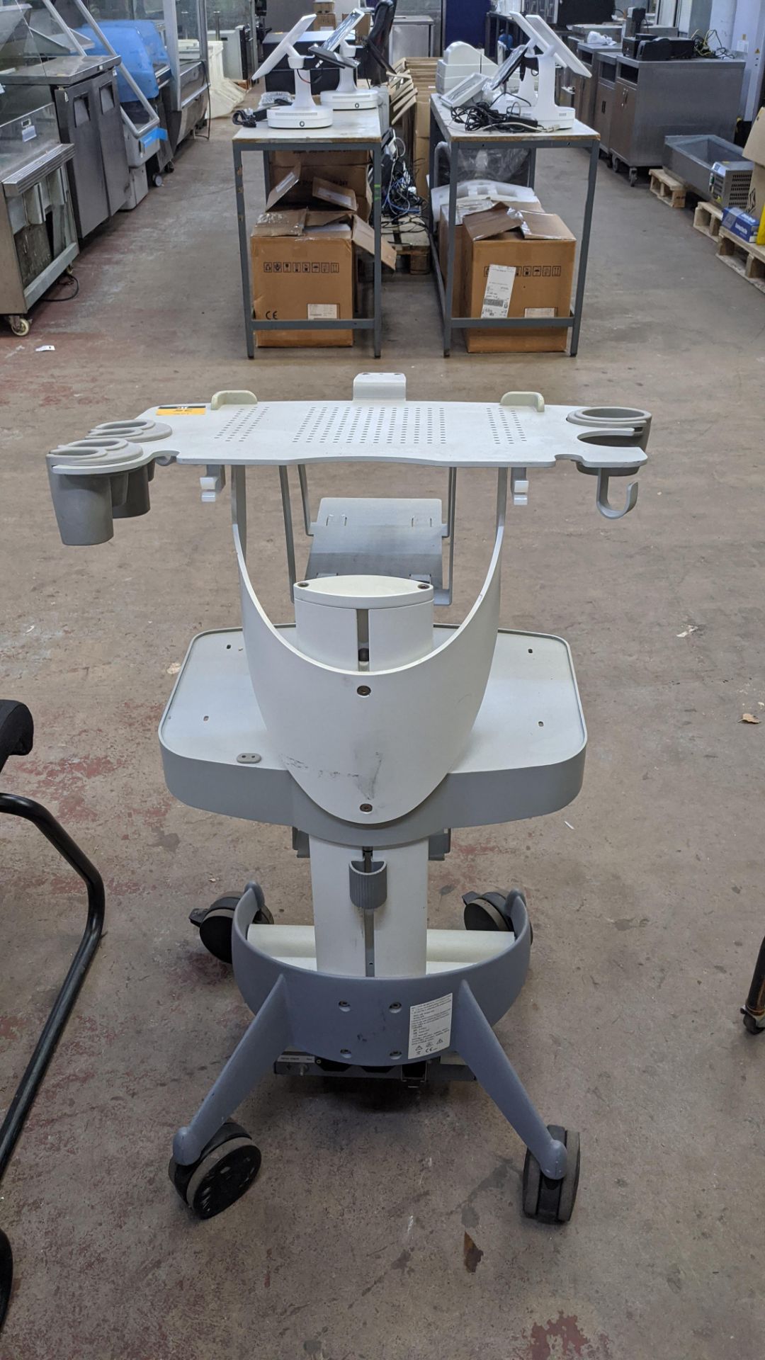 Metal heavy duty medical equipment trolley. IMPORTANT: This auction is strictly subject to a two day - Image 5 of 9