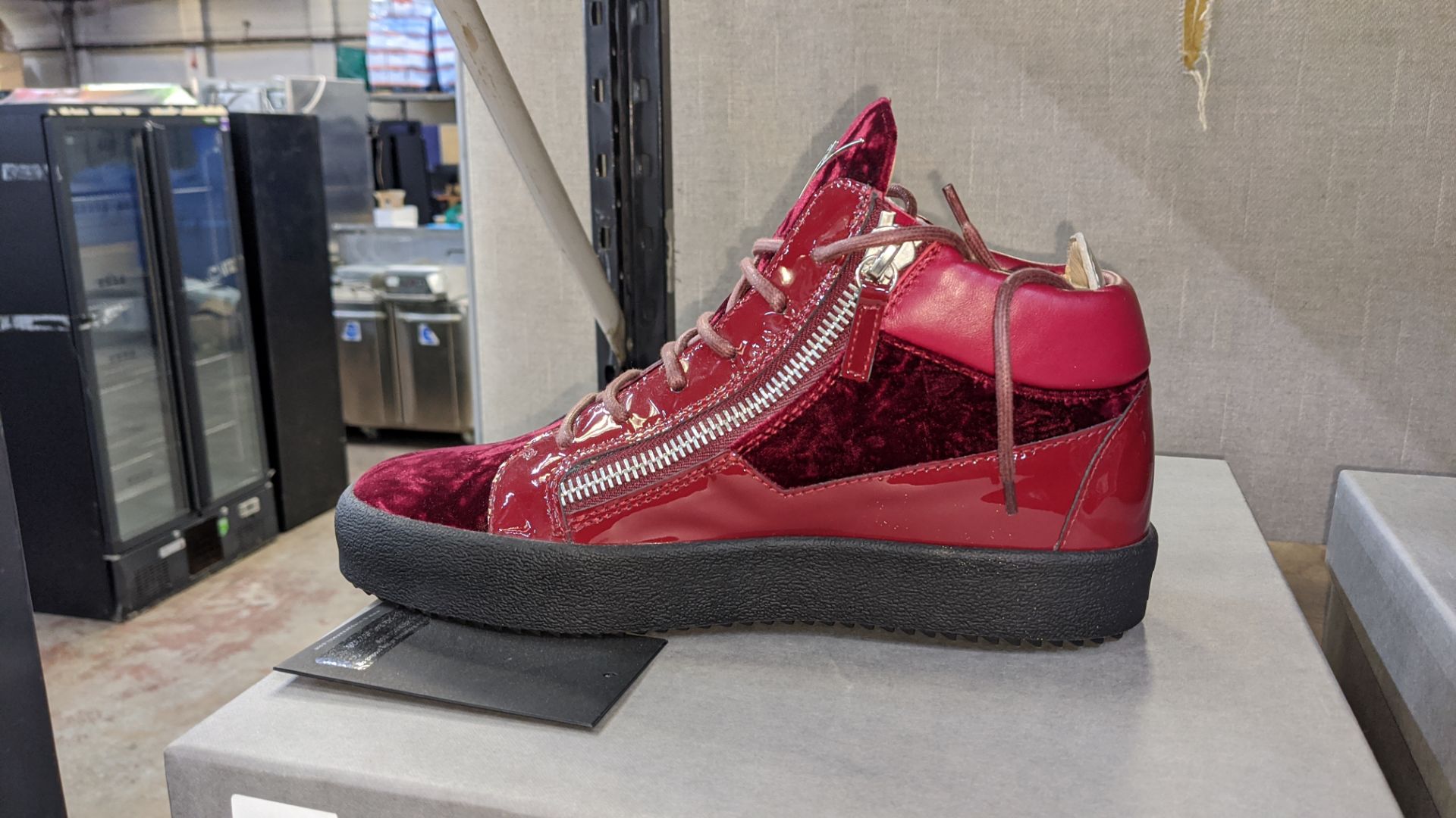 Pair of Giuseppe Zanotti High Top trainers, product code RU70010 colour Bordeaux (red) size EU41/ - Image 5 of 6