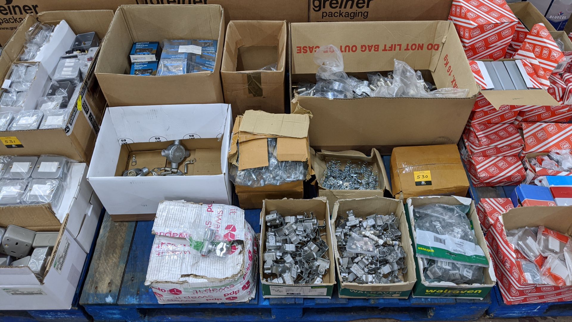 Contents of a pallet of brackets, clips, cable clips and more - pallet excluded IMPORTANT: You - Image 2 of 6