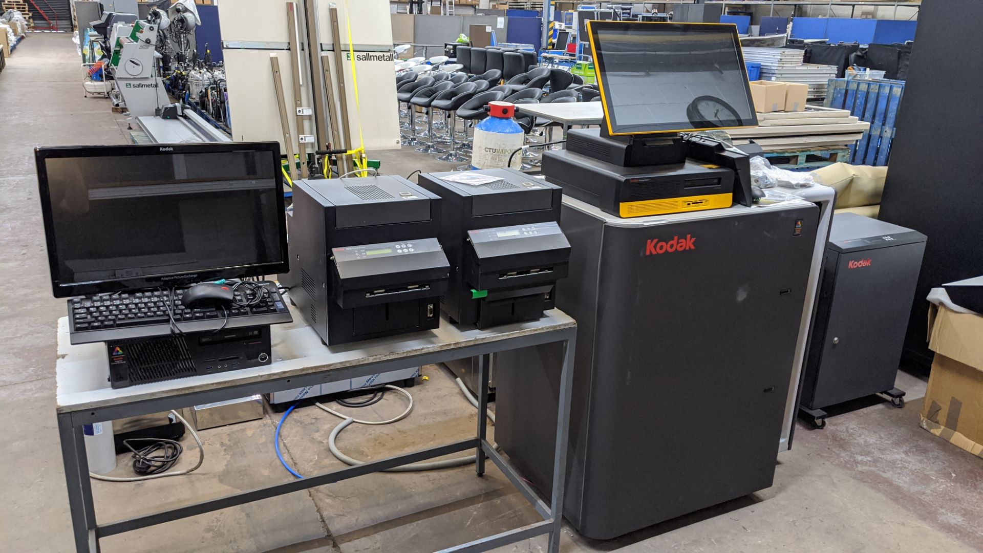 Kodak Photo Print system comprising cabinet, 2 off computers, 2 off 7000 Series printers and D4000