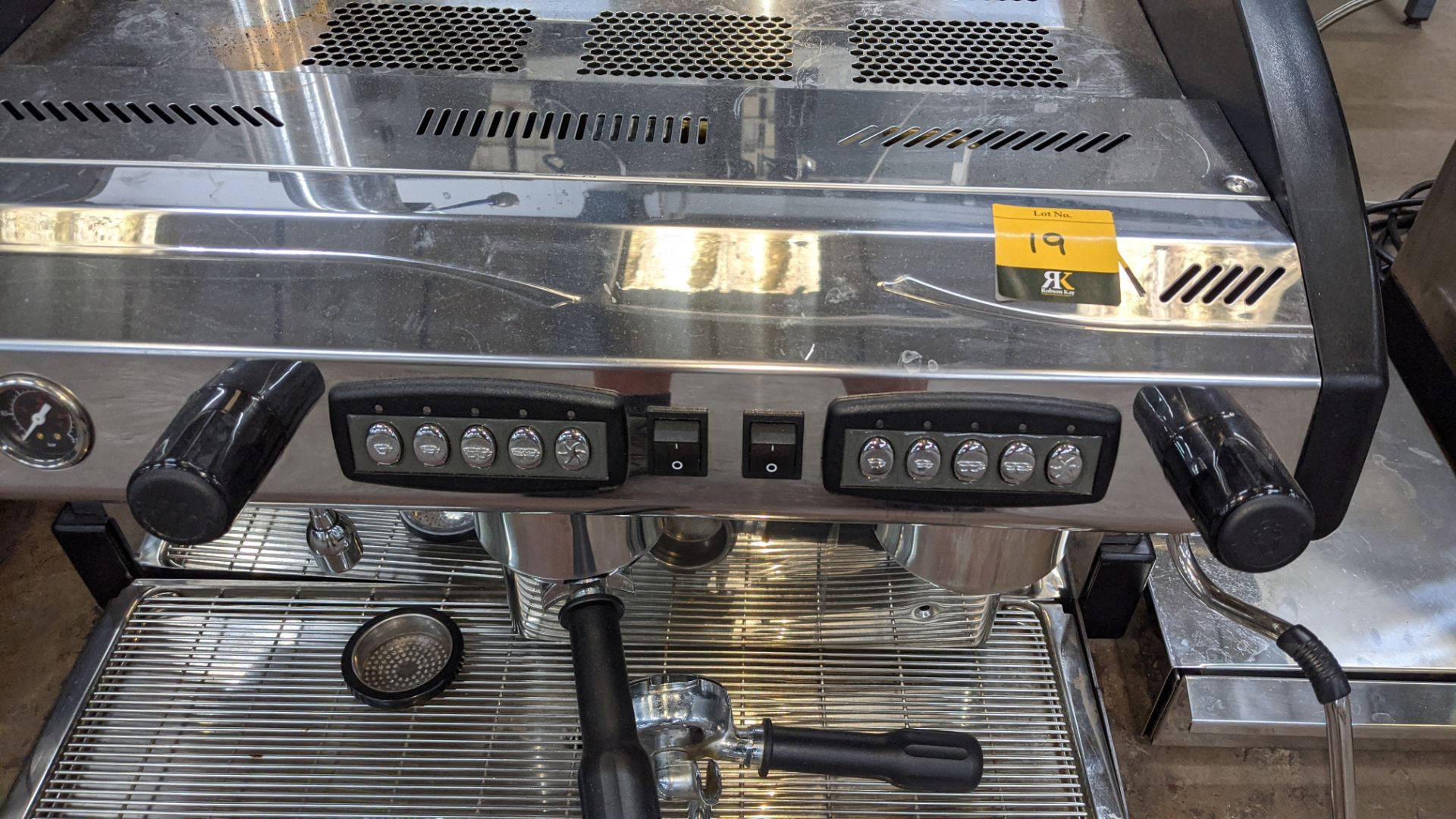 Expobar New Elegance twin head commercial coffee machine with built-in warming platform. MAC-2GR ( - Image 6 of 9