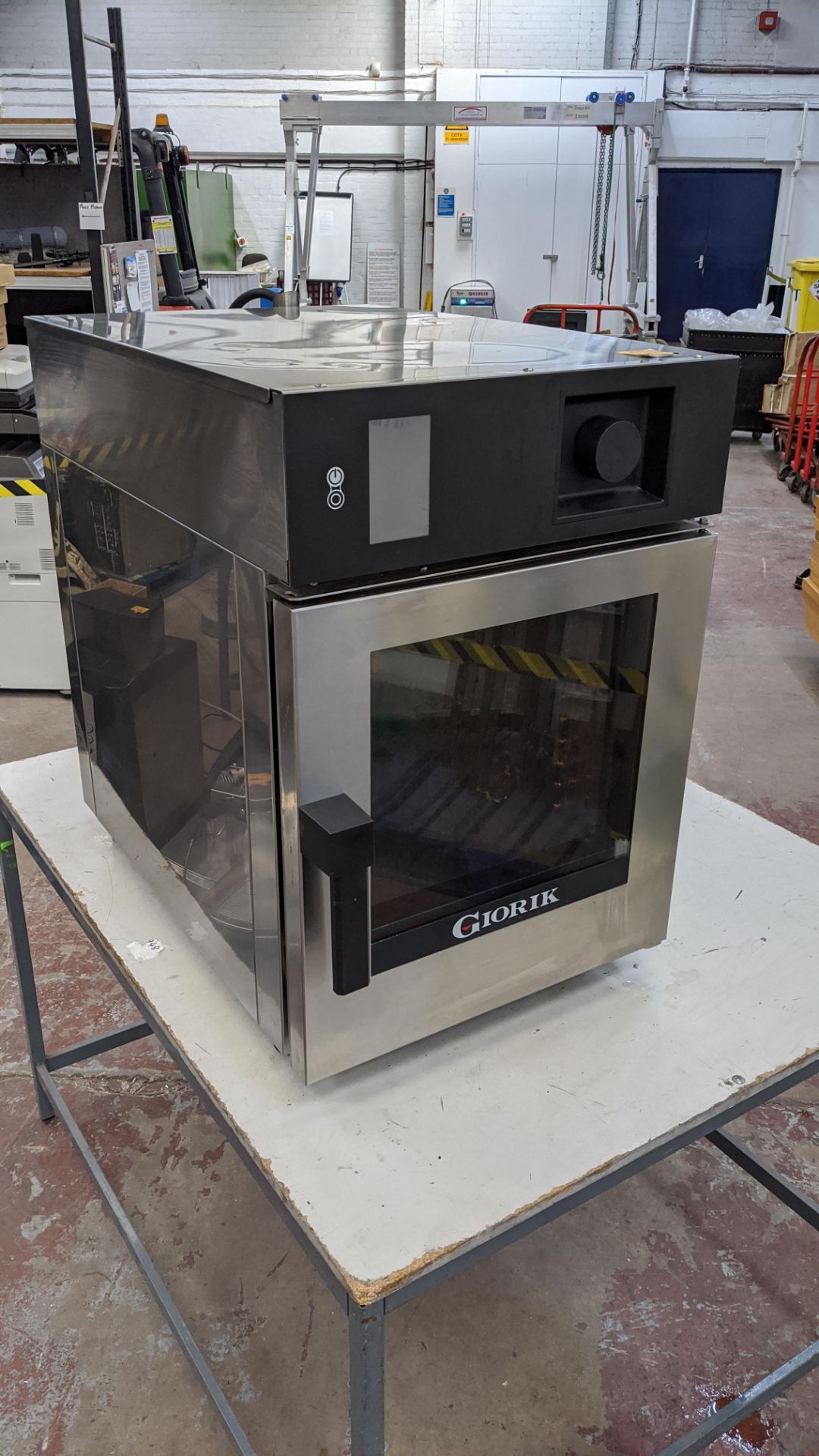 Giorik combi oven model KM061W, serial no. 005843/05/19 and calcium treatment unit Lots 18 - 21