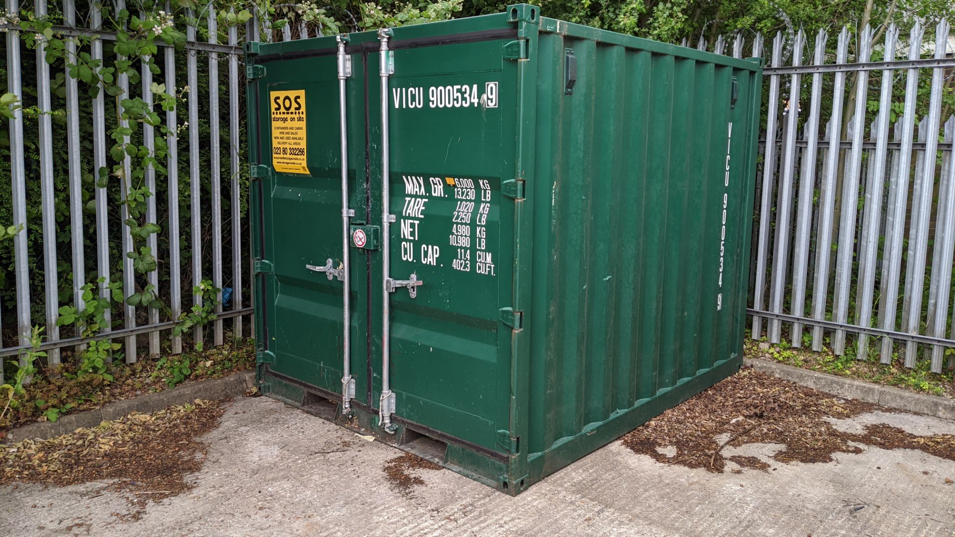Shipping container, approximately 7'2" wide & 9' deep, 11.4 cubic metres (402.3 cubic feet), max - Image 2 of 8