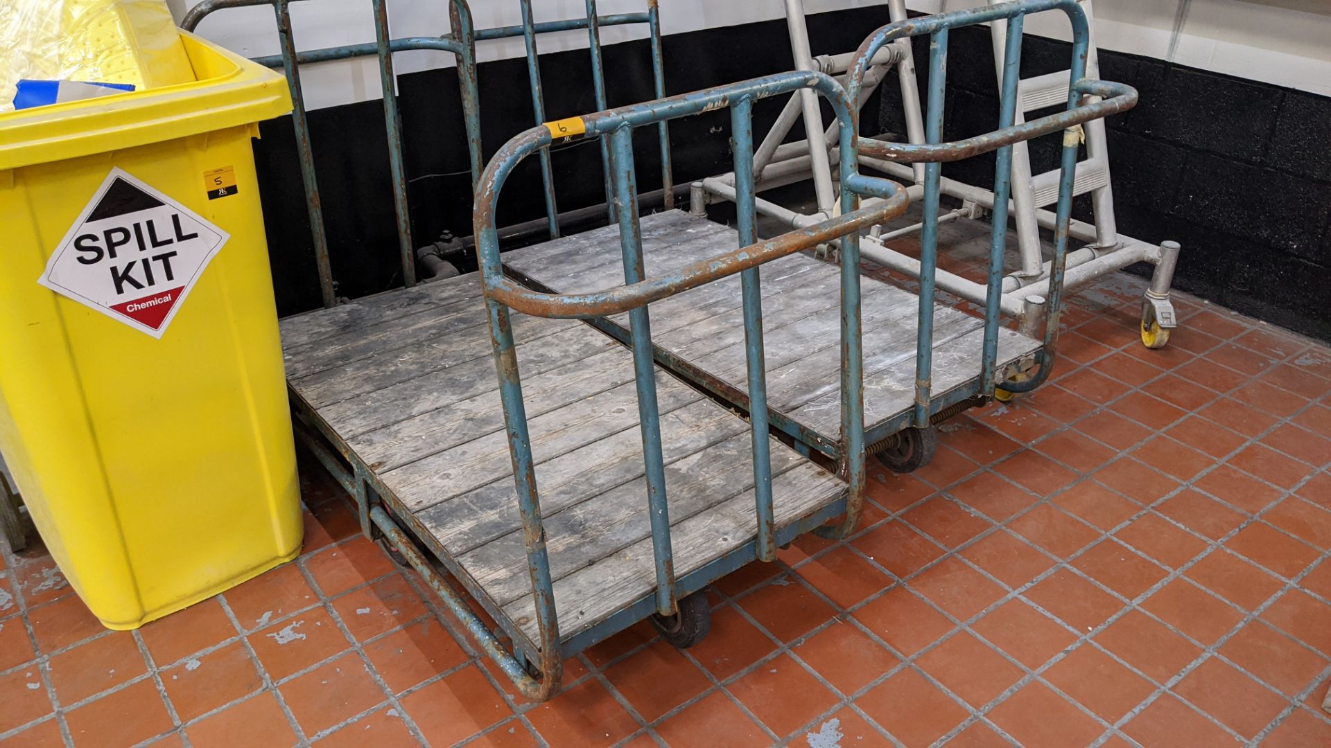 2 off large porters trolleys each measuring very approximately 1.4 x 0.7 x 1.1m max external - Image 2 of 5