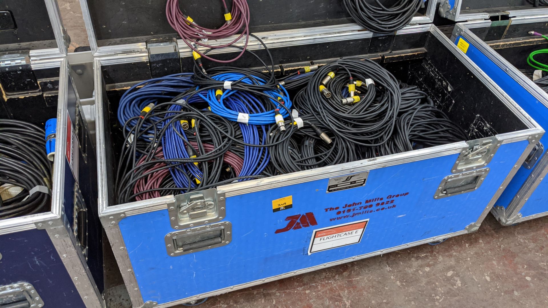 Large mobile flight case & contents of assorted XLR cables & similar Lots 51 - 480 comprise the