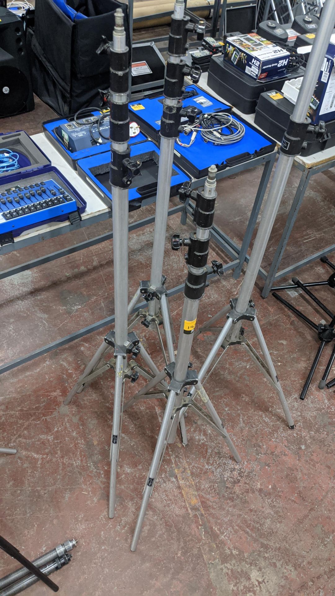 4 off telescopic professional tripods Lots 51 - 480 comprise the total assets of Mills Media Ltd - Image 3 of 5