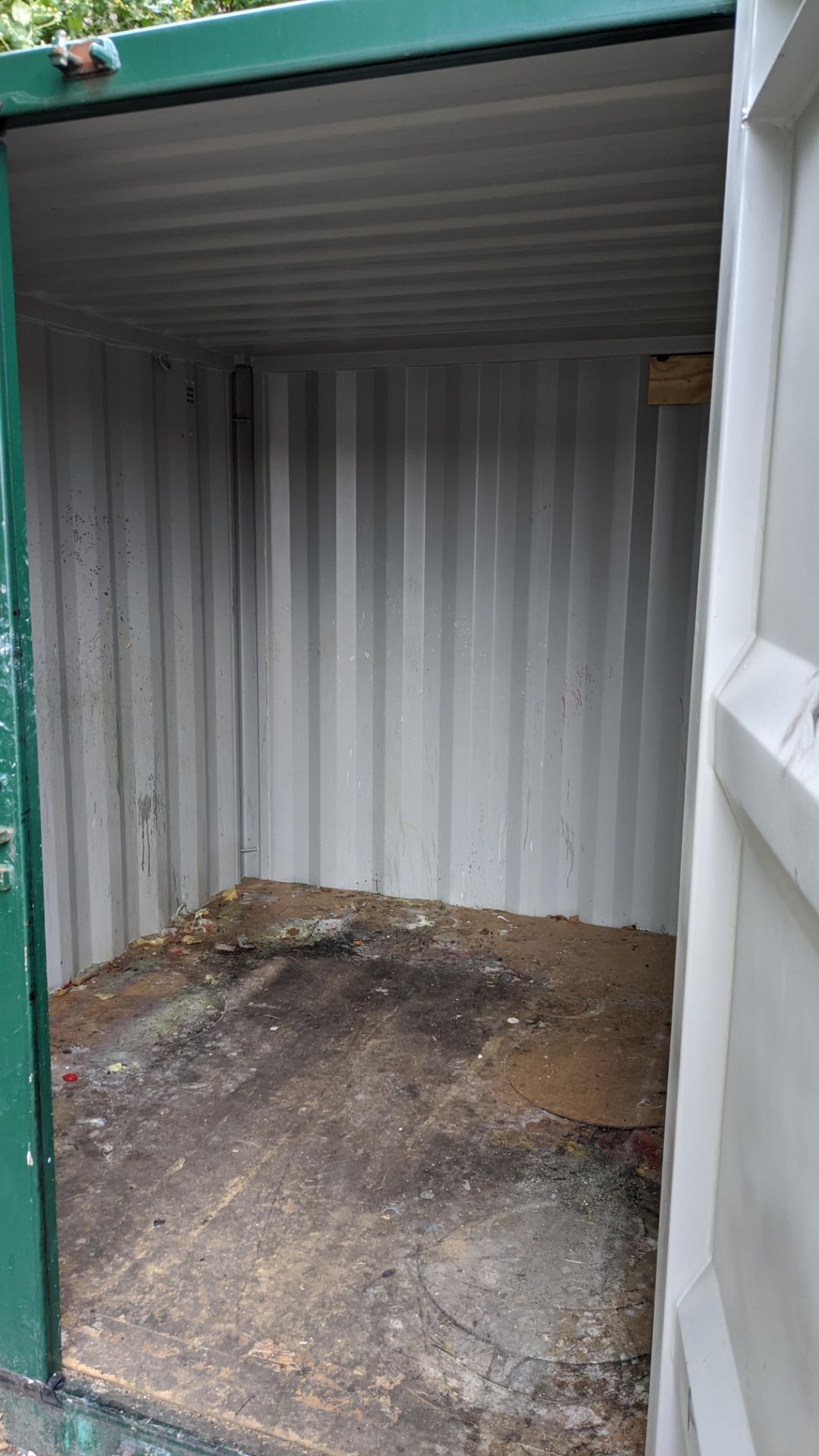 Shipping container, approximately 7'2" wide & 9' deep, 11.4 cubic metres (402.3 cubic feet), max - Image 6 of 8