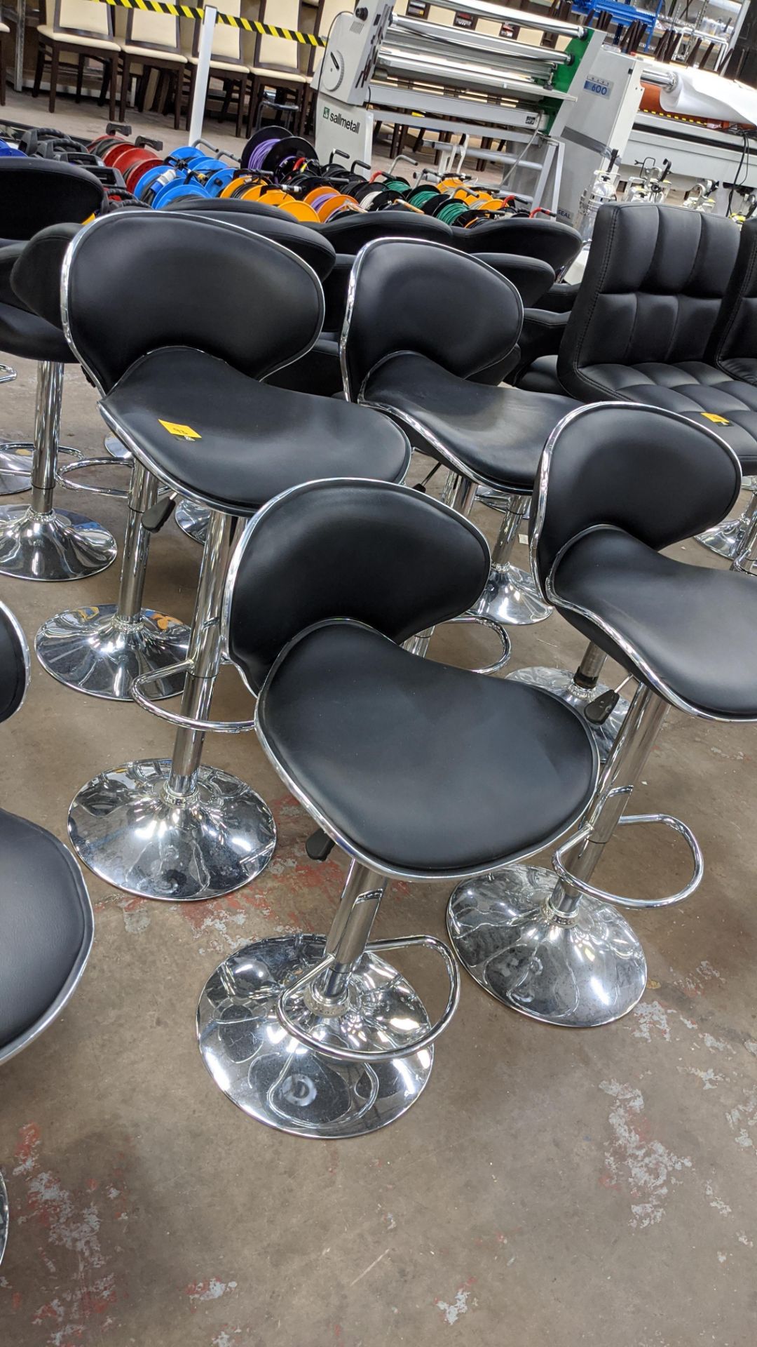 4 off black leather/leather look & chrome upholstered stools Lots 51 - 480 comprise the total assets - Image 2 of 3