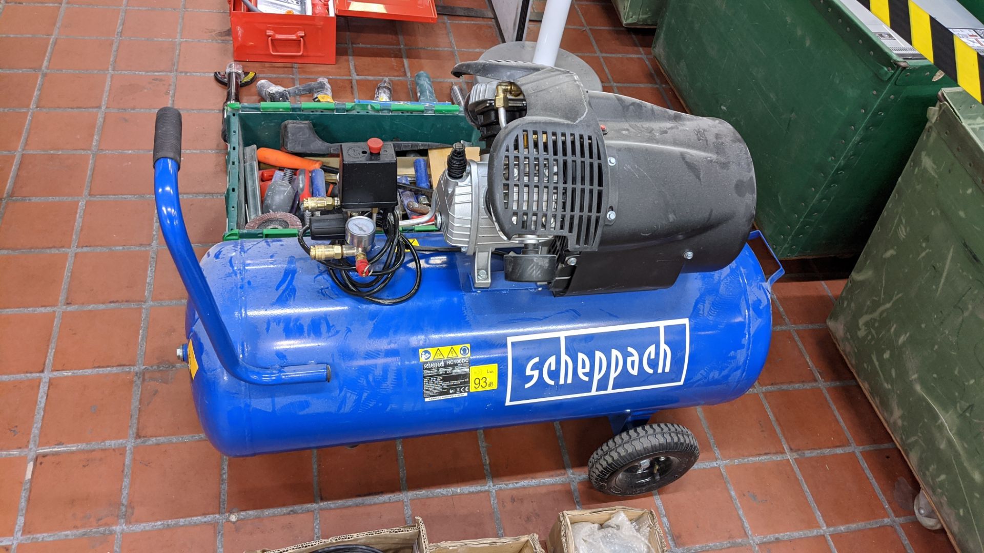 2019 Scheppach HC100DC 100L 3.0hp all-in-one mobile compressor system incorporating built-in - Image 4 of 6