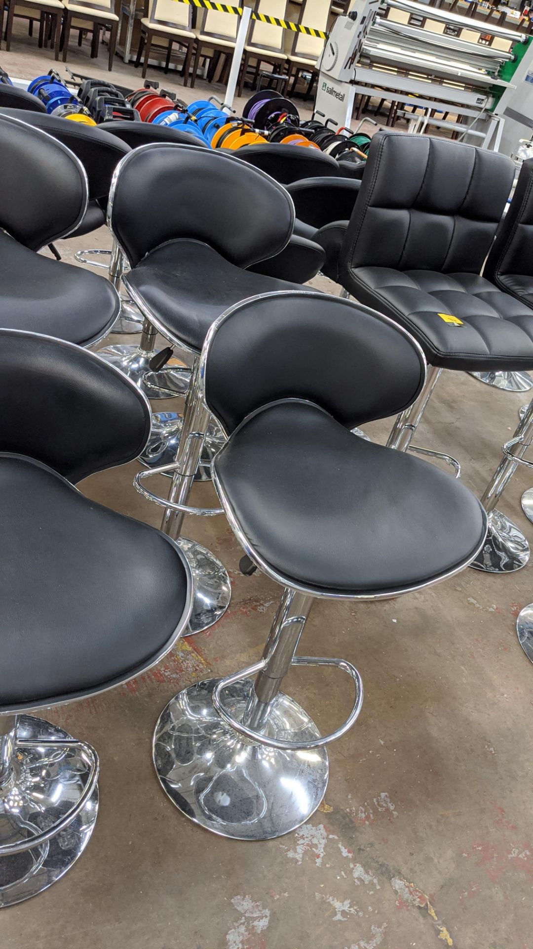 4 off black leather/leather look & chrome upholstered stools Lots 51 - 480 comprise the total assets - Image 3 of 3