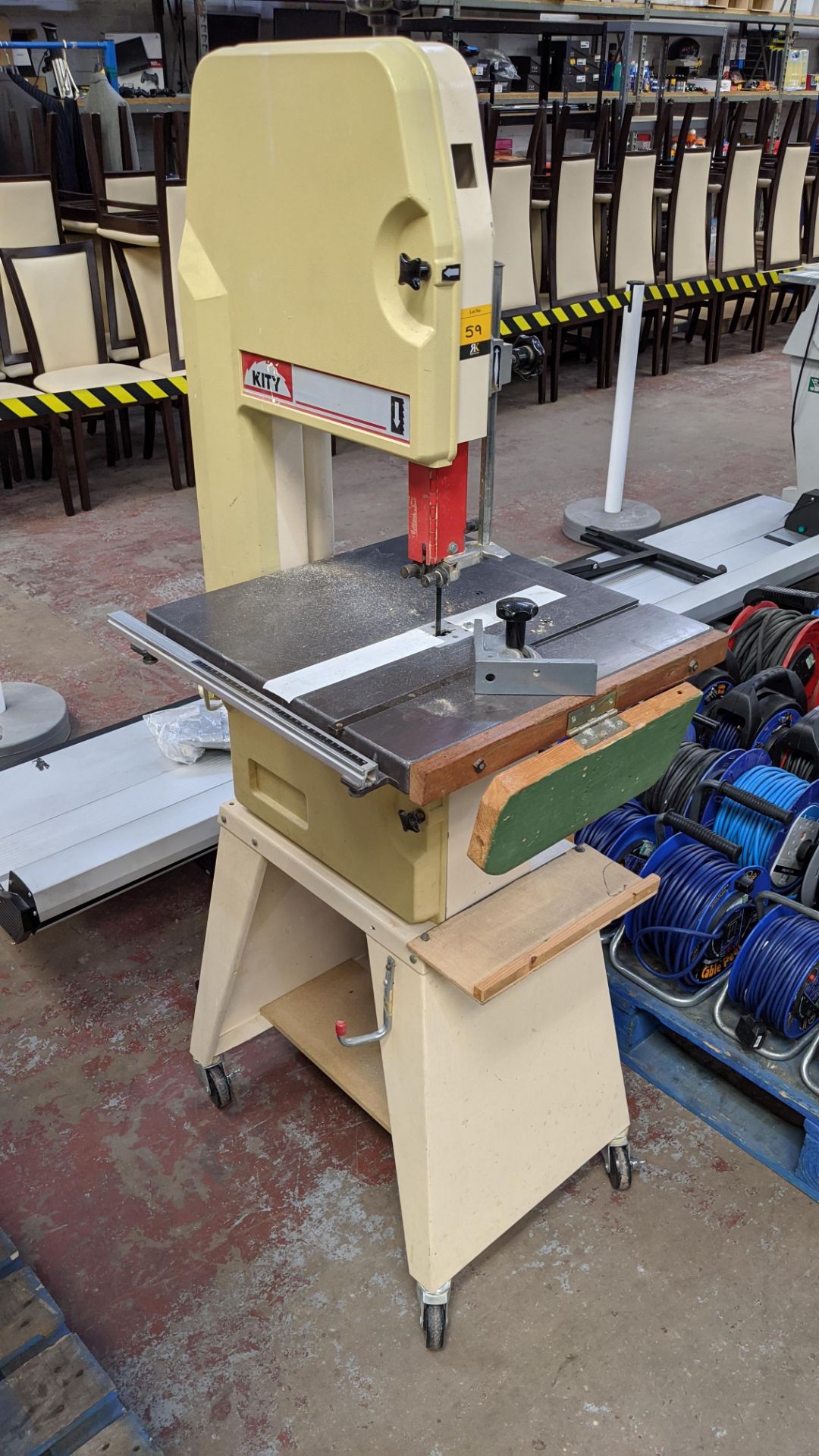 Kity floor standing mobile vertical bandsaw - model no. LSD25P Lots 51 - 480 comprise the total - Image 2 of 4