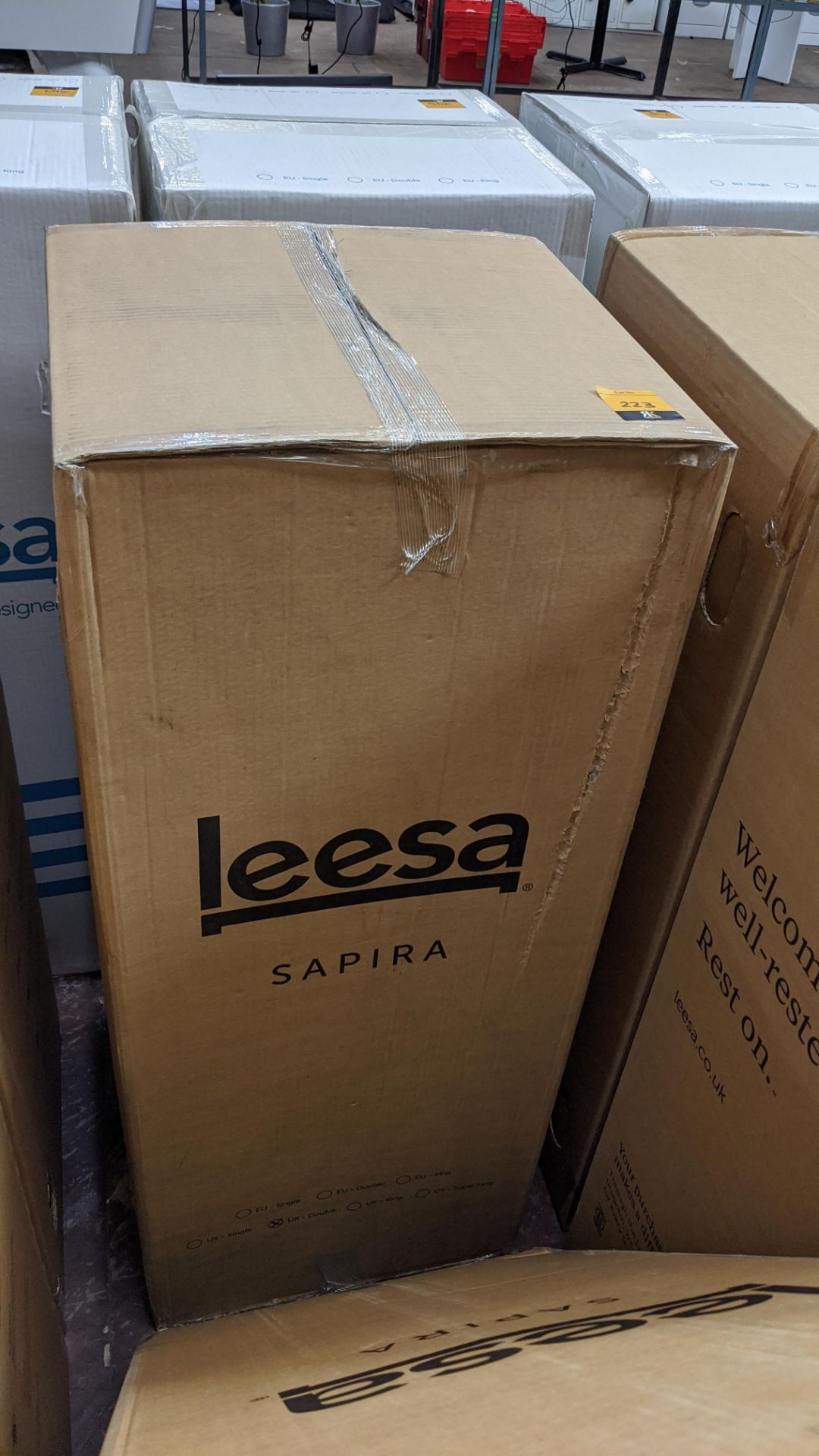 Leesa size UK Double Sapira luxury hybrid pocket sprung & memory foam mattress. Combines layers of - Image 2 of 4